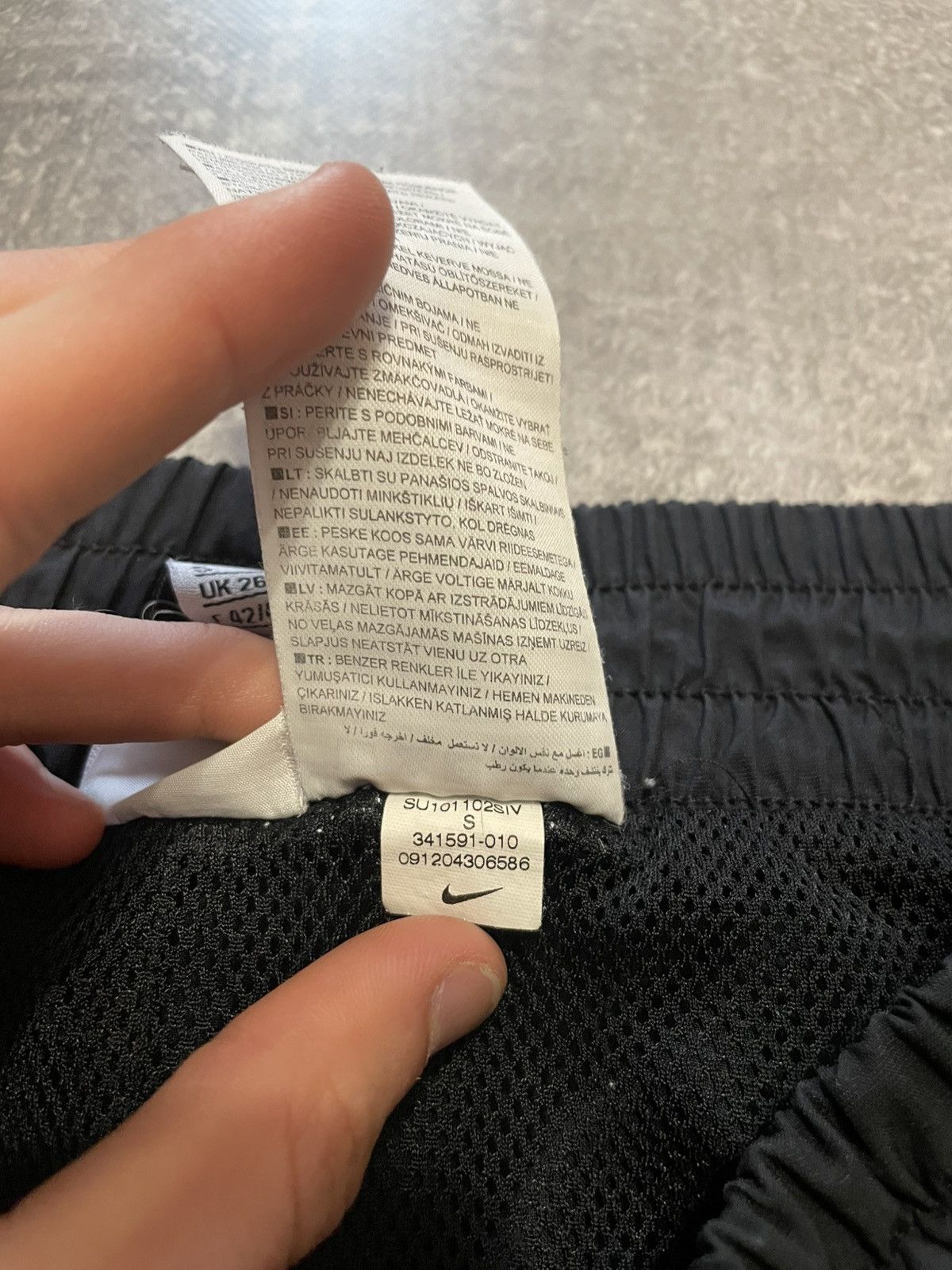 Nike × Vintage Vintage Nike Black Swoosh Logo Drill Shorts Size S Size US 30 / EU 46 - 10 Thumbnail