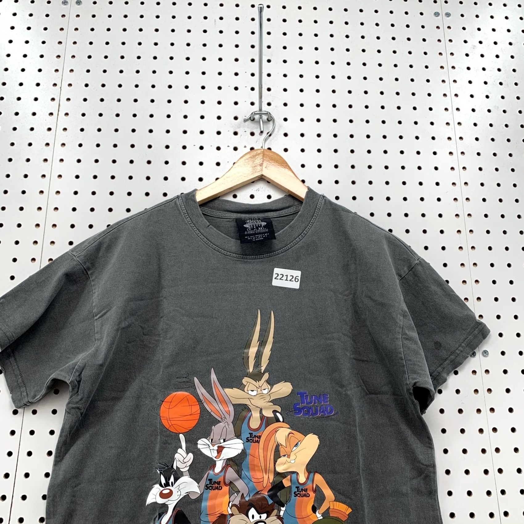 21 Men Space Jam A New Legacy Shirt Gray Forever 21 Mens Small TOON SQUAD 19.5x27 Size US S / EU 44-46 / 1 - 2 Thumbnail