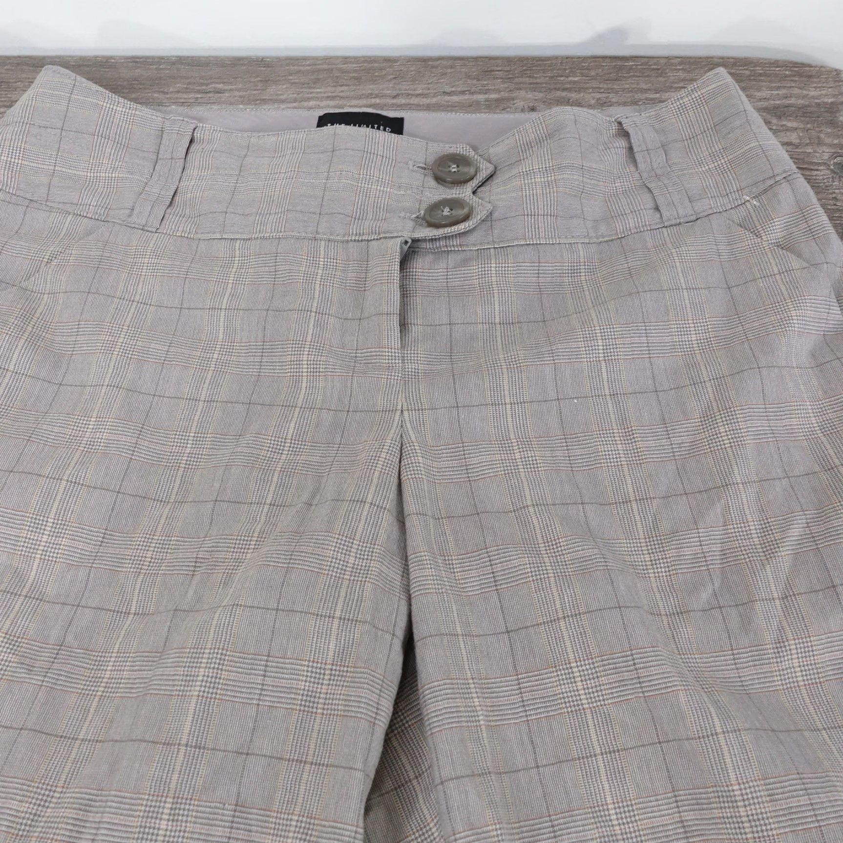 Vintage Vintage The Limited Cassidy Fit Flat Front Plaid Chino Shorts Women’s Size 6 Size 28" / US 6 / IT 42 - 2 Thumbnail