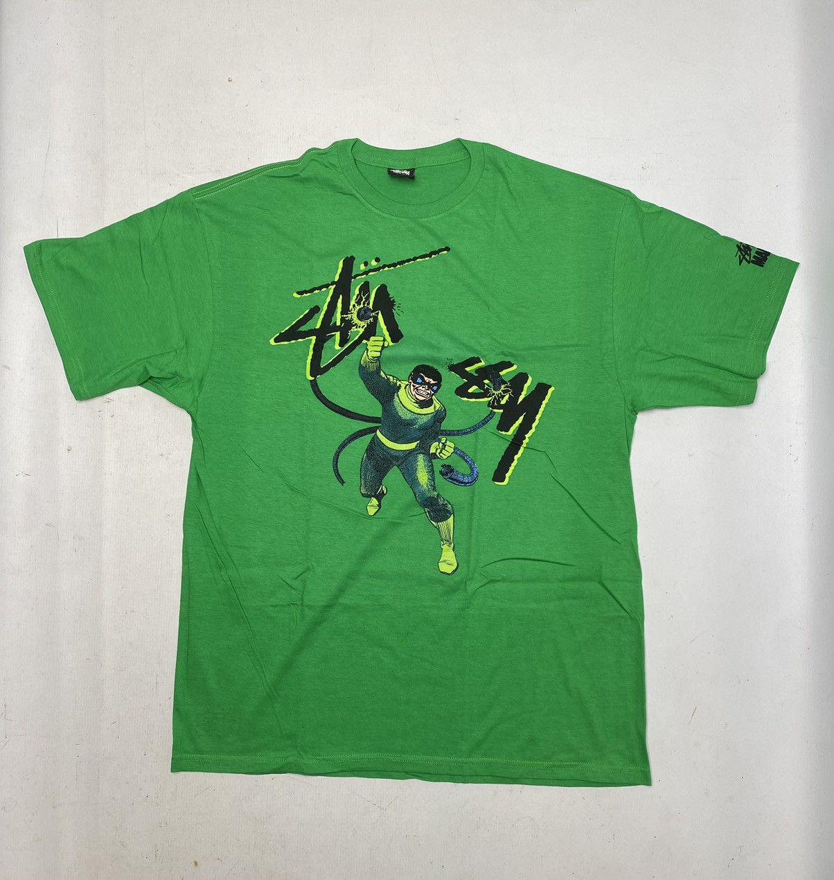 Stüssy x Marvel green T-shirt size XL new
