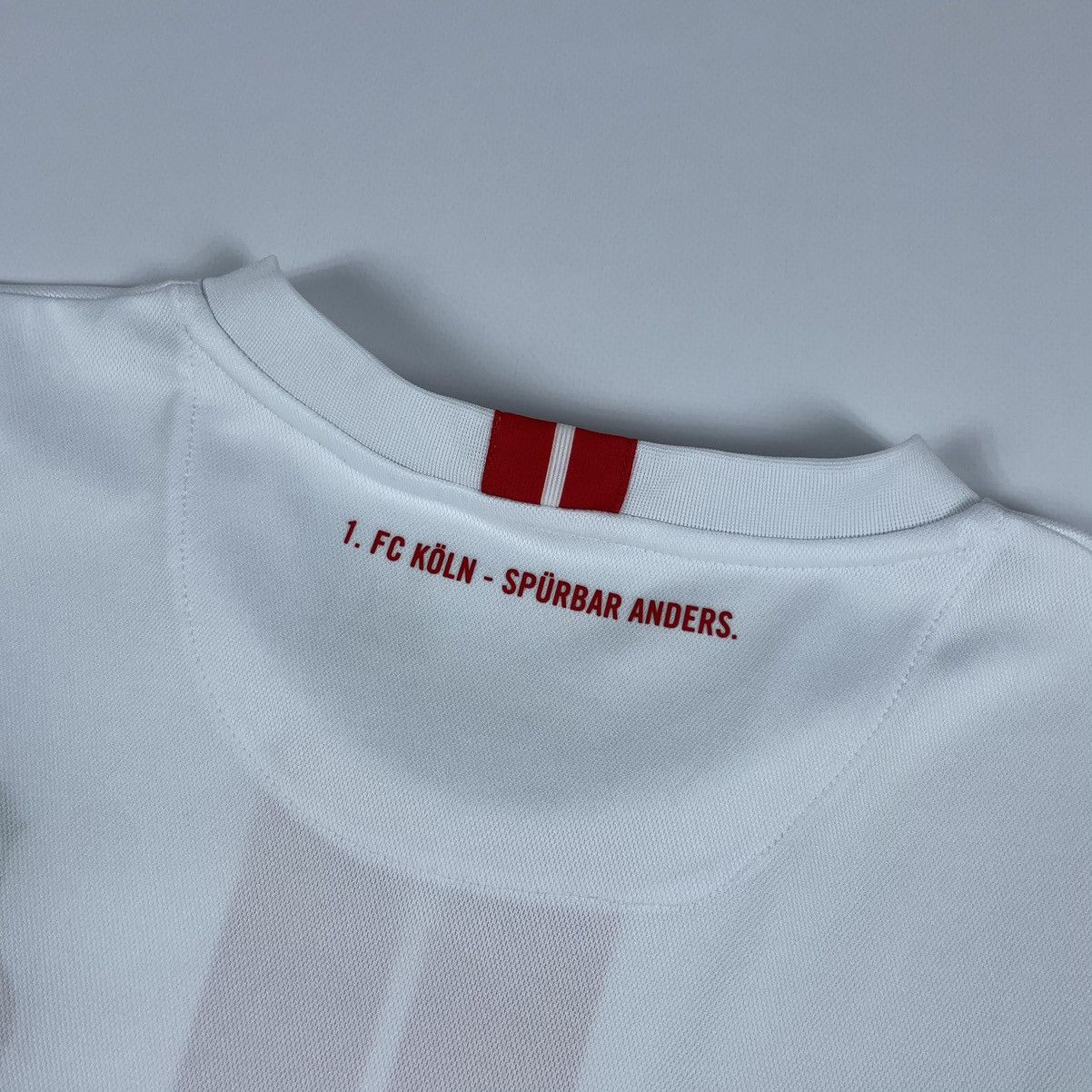 Other 1. FC Köln Uhlsport Home Soccer Jersey Football T-shirt Size US XL / EU 56 / 4 - 14 Thumbnail