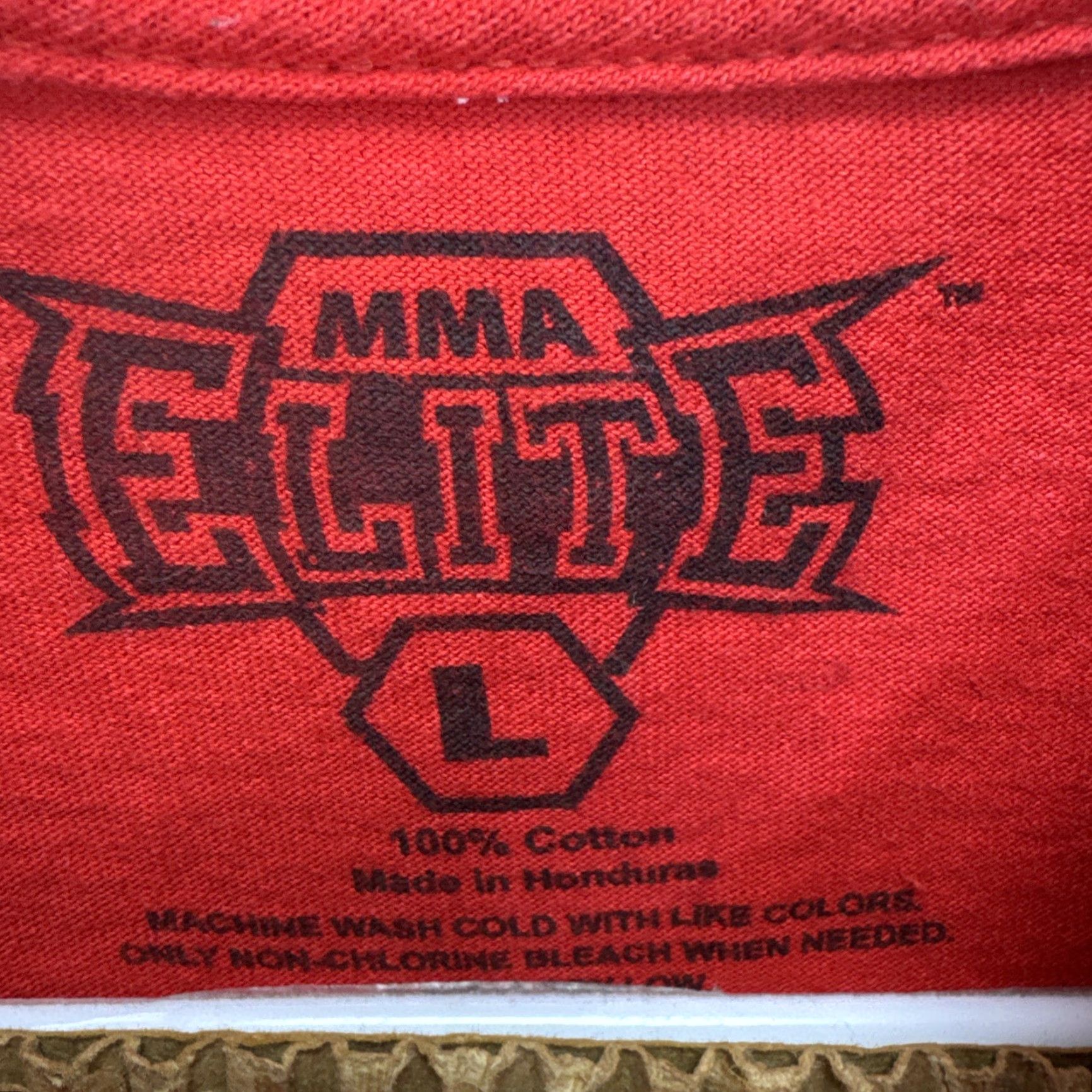 Vintage VINTAGE MMA Elite T Shirt Large Red Cotton Graphic Print Skull Cross Grunge Gothic 90s Y2K Men Mens Size US L / EU 52-54 / 3 - 3 Thumbnail