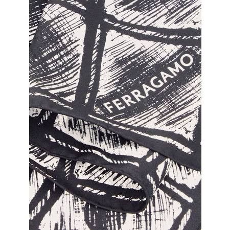 Salvatore Ferragamo o1s1rm0924 Size: OS / Scarf in Black/White Size ONE SIZE - 4 Thumbnail