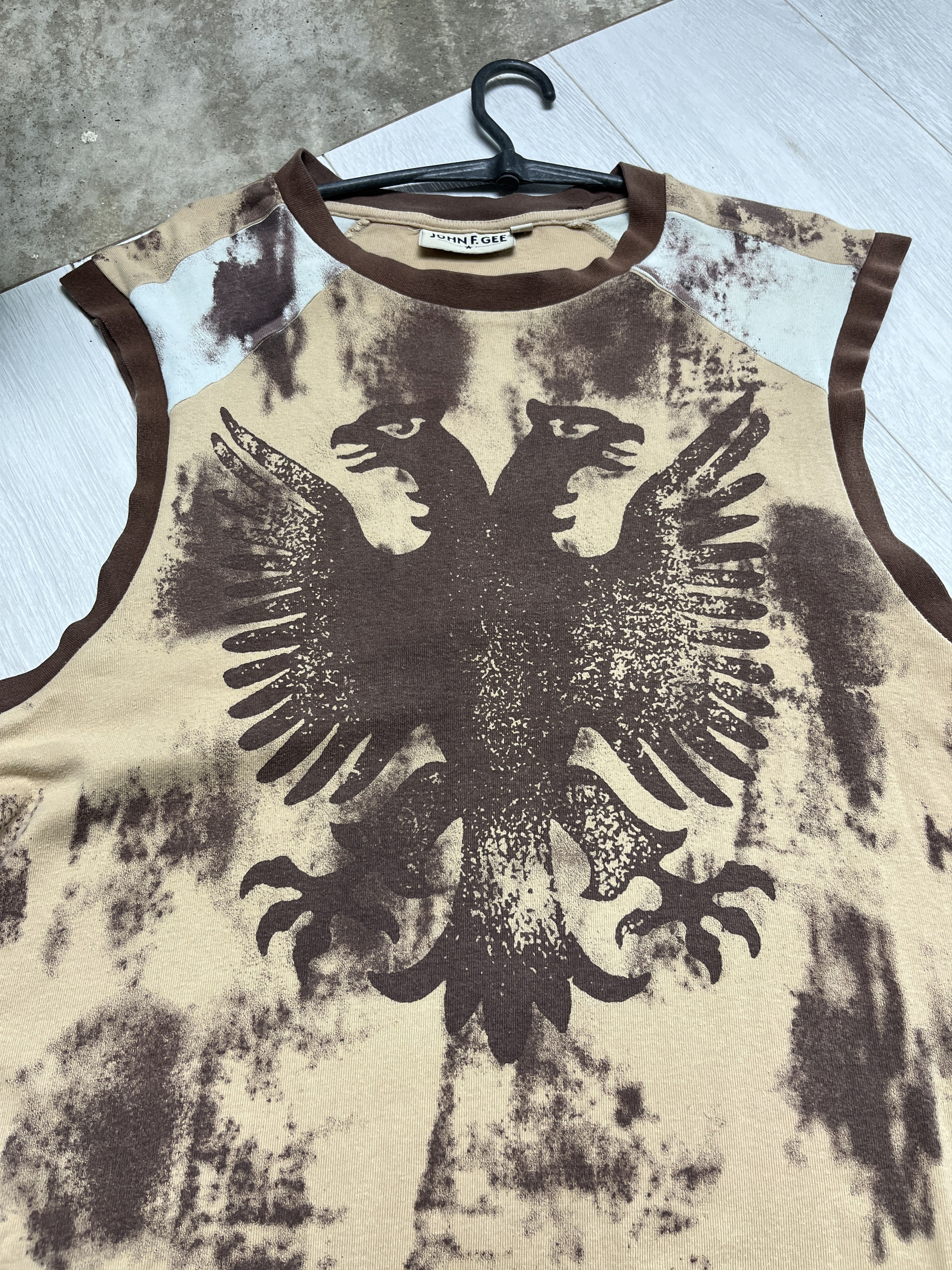 Other 2000s JOHN F GEE BLEACH WASH DOUBLE HEADED EAGLE TOP - 804 Size US XL / EU 56 / 4 - 1 Thumbnail