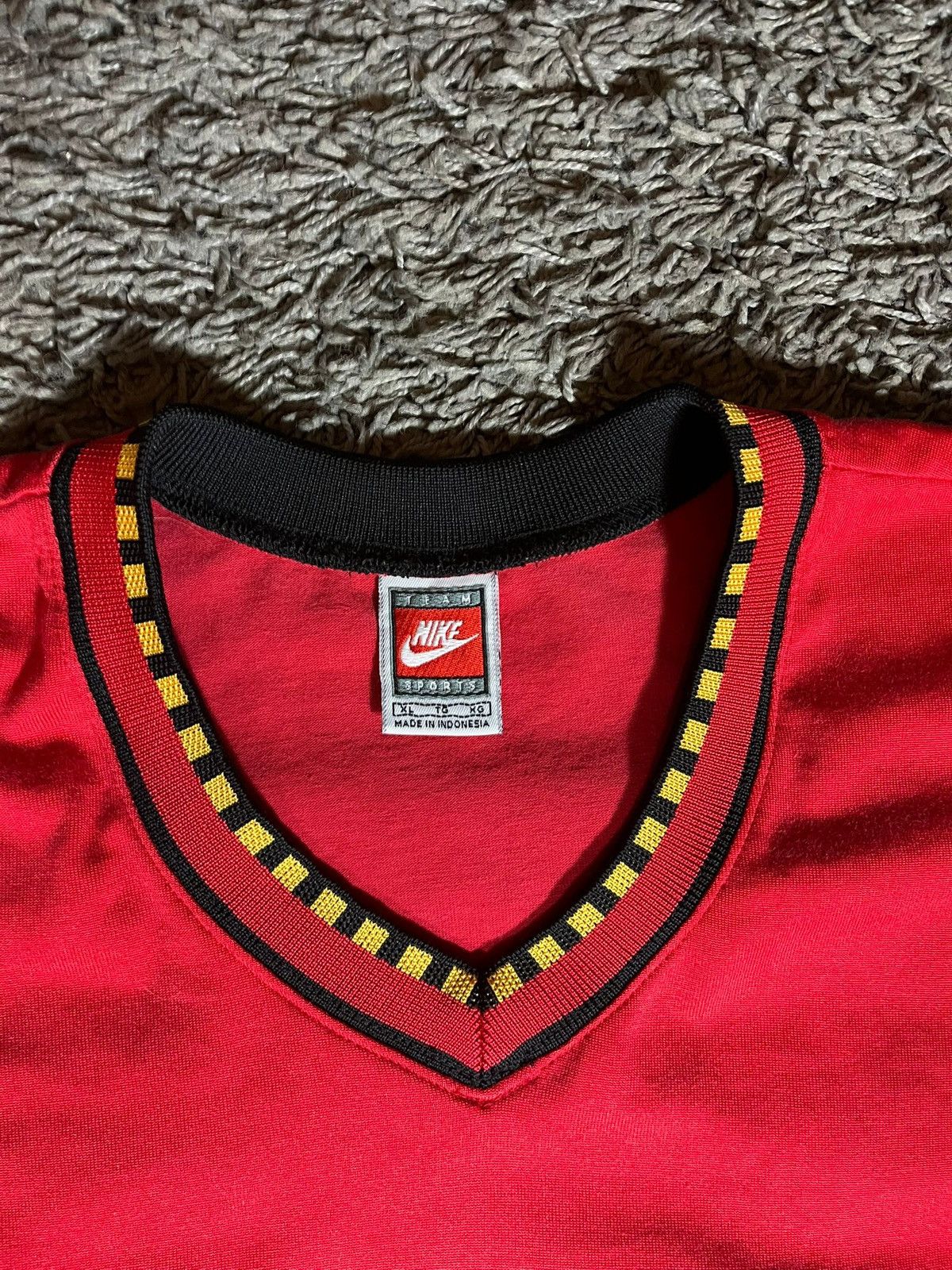 Nike × Vintage RARE Vintage Nike Maryland Basketball Warm Up Jersey Baggy Size US XL / EU 56 / 4 - 3 Thumbnail