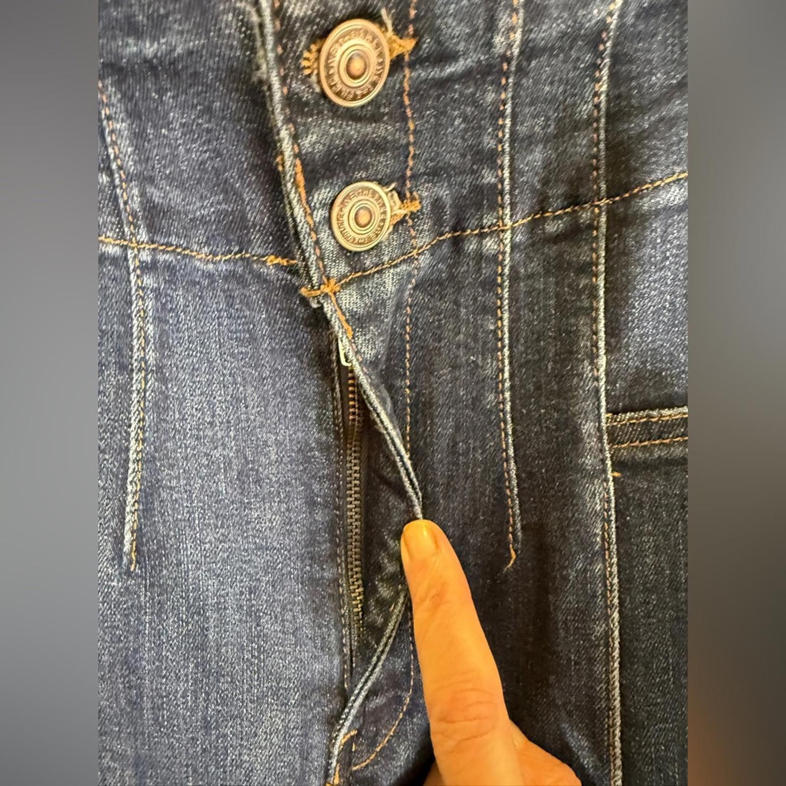 Free People We The Free Jayde Crop Flare Night Sky Wash Jeans sz 28 Size 28" / US 6 / IT 42 - 10 Thumbnail