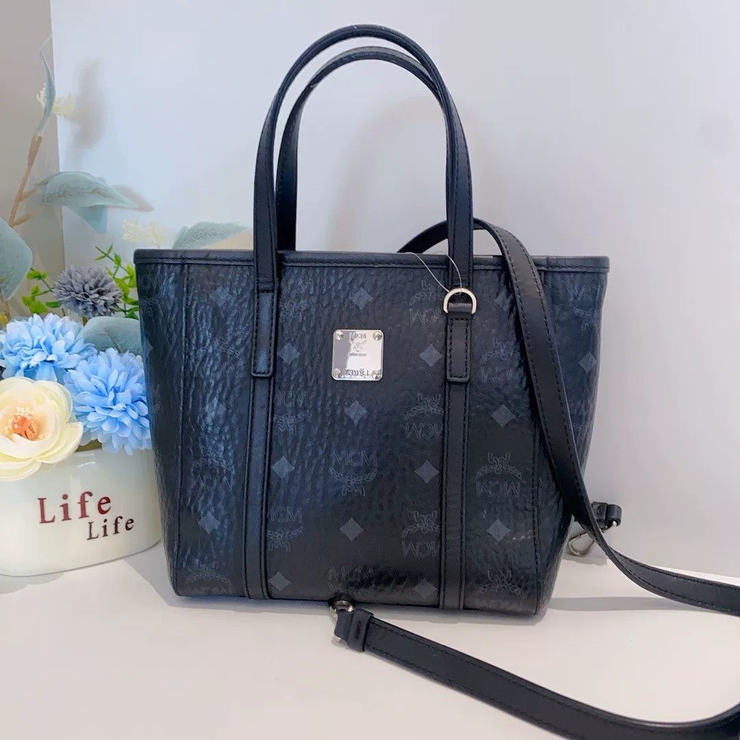 MCM Pre-loved Bag Very good condition Size ONE SIZE - 1 Thumbnail