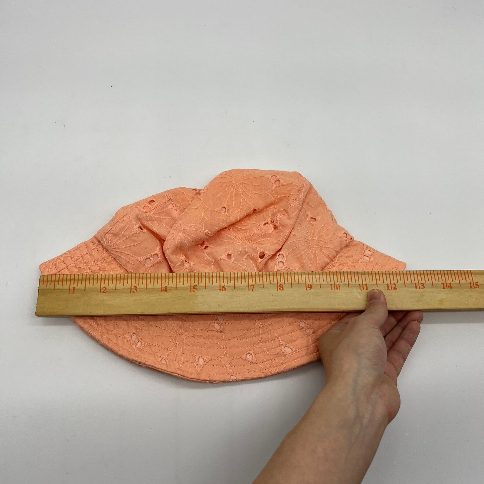 Other Isaac Mizrahi Live! Eyelet Bucket Hat Peach, One Size Size ONE SIZE - 6 Thumbnail