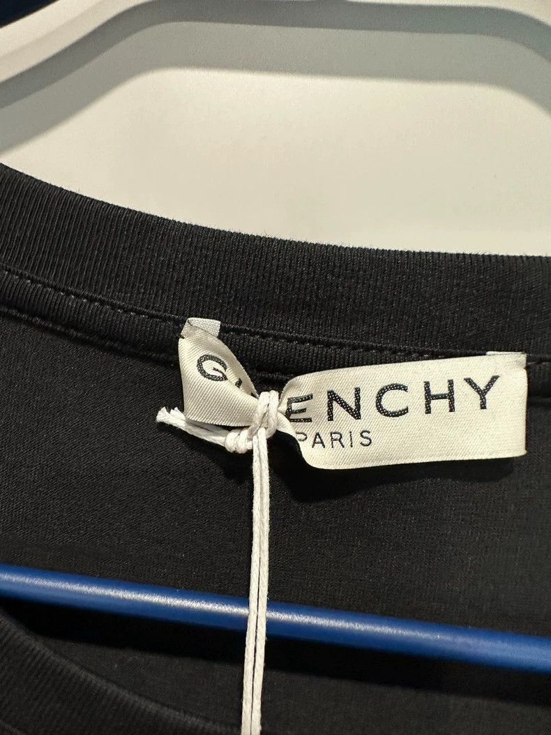 Givenchy Givenchy Short Sleeve Size US XL / EU 56 / 4 - 2 Thumbnail