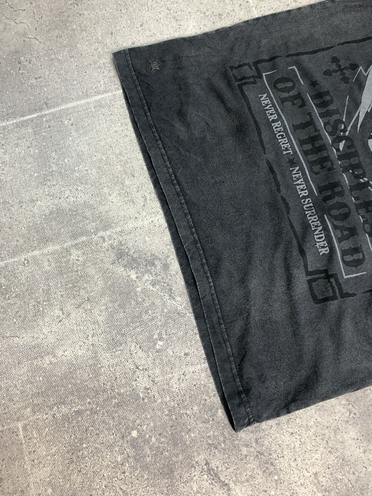 Affliction × Band Tees × Tapout Y2k affliction style rock rebel aop band tee Size US M / EU 48-50 / 2 - 7 Thumbnail