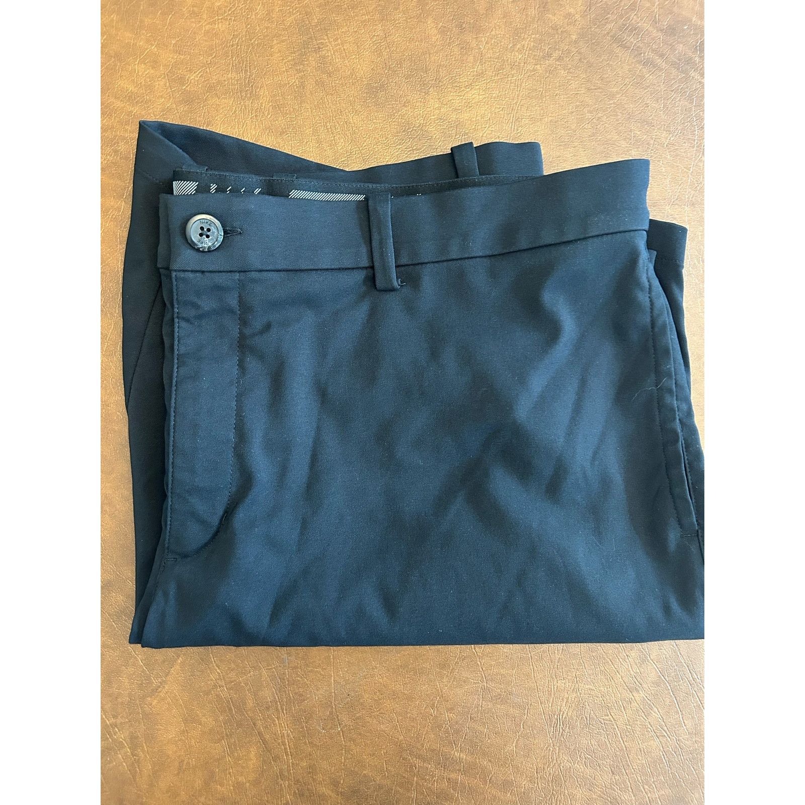 Nike Nike Golf Dri-Fit Black Shorts Mens 40W Size US 40 / EU 56 - 2 Thumbnail