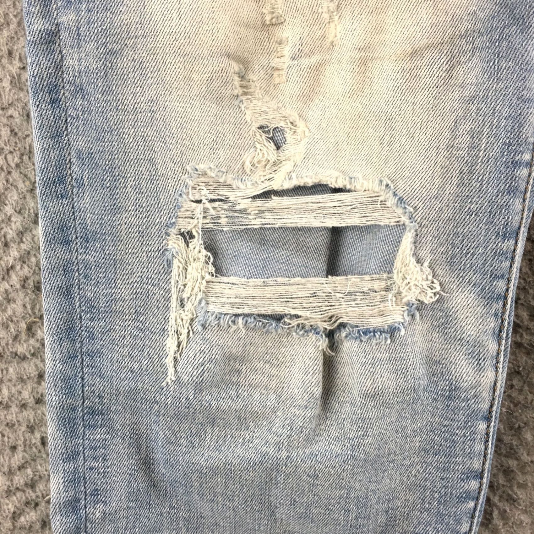American Eagle Outfitters American Eagle Outfitters Jeans Womens 28 Skinny Light Blue Distressed Denim Slim 5-Pocket Size 28" / US 6 / IT 42 - 6 Thumbnail