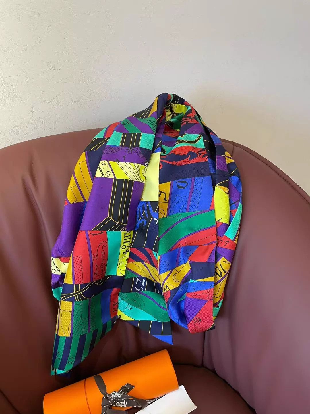 Hermes Hermès Twilly Max Wide Scarf Unworn 208x20 Size ONE SIZE - 3 Thumbnail