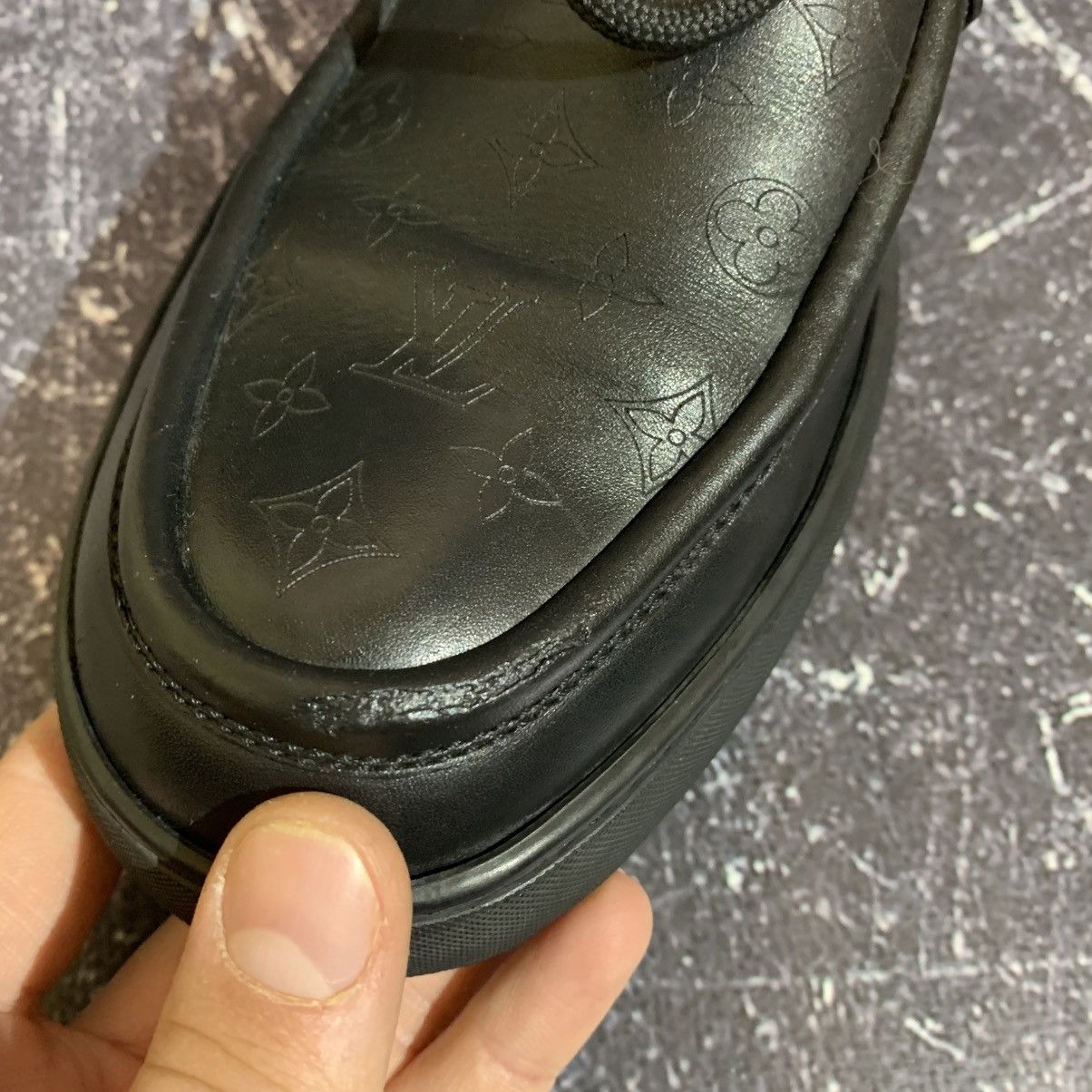 Louis Vuitton Louis Vuitton Black leather chukka boots Size 8.5 Size US 8.5 / EU 41-42 - 12 Thumbnail