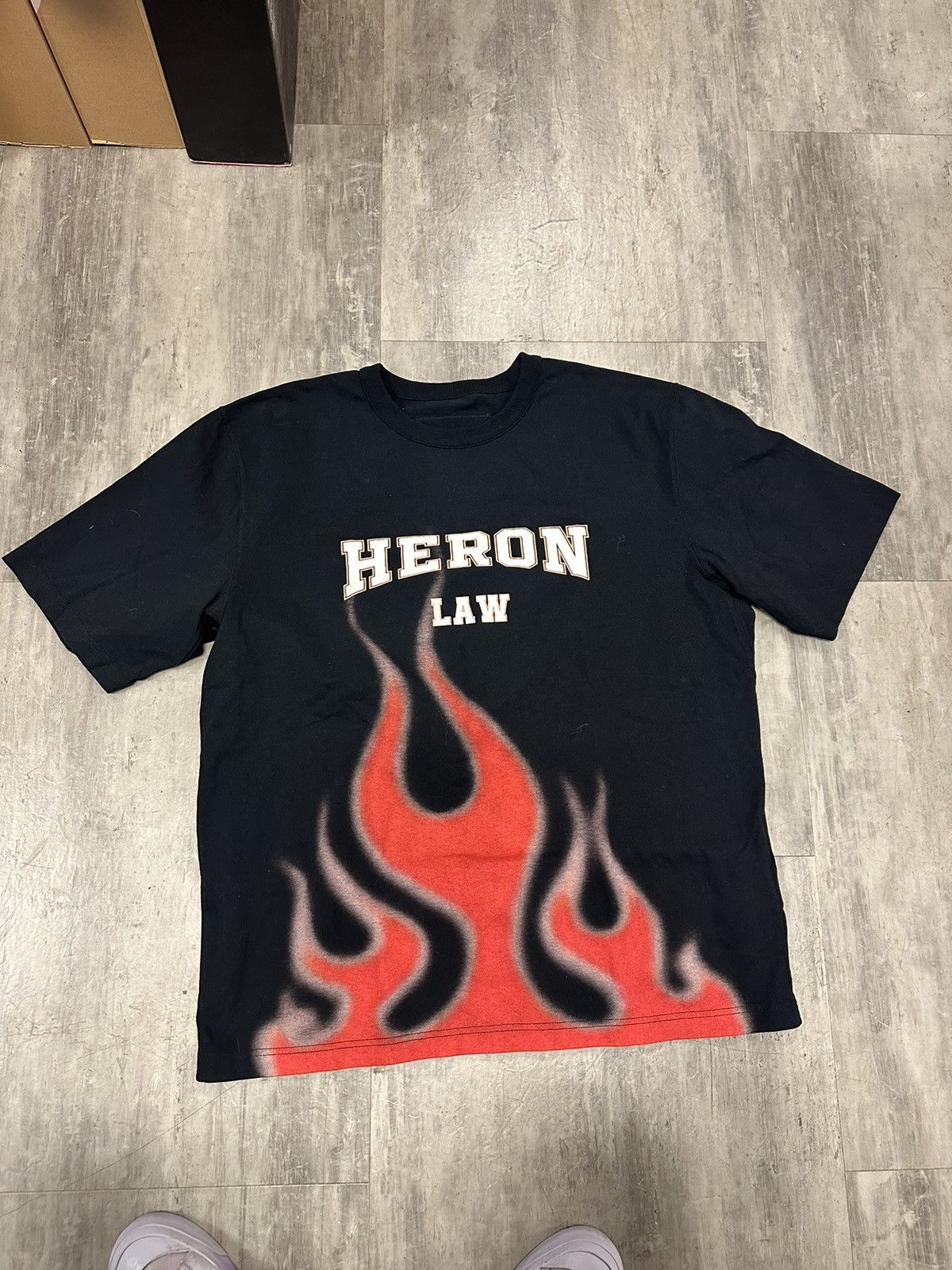 Heron Preston Heron Preston size xxl flame logo t shirt pre owned Size US XXL / EU 58 / 5 - 1 Thumbnail