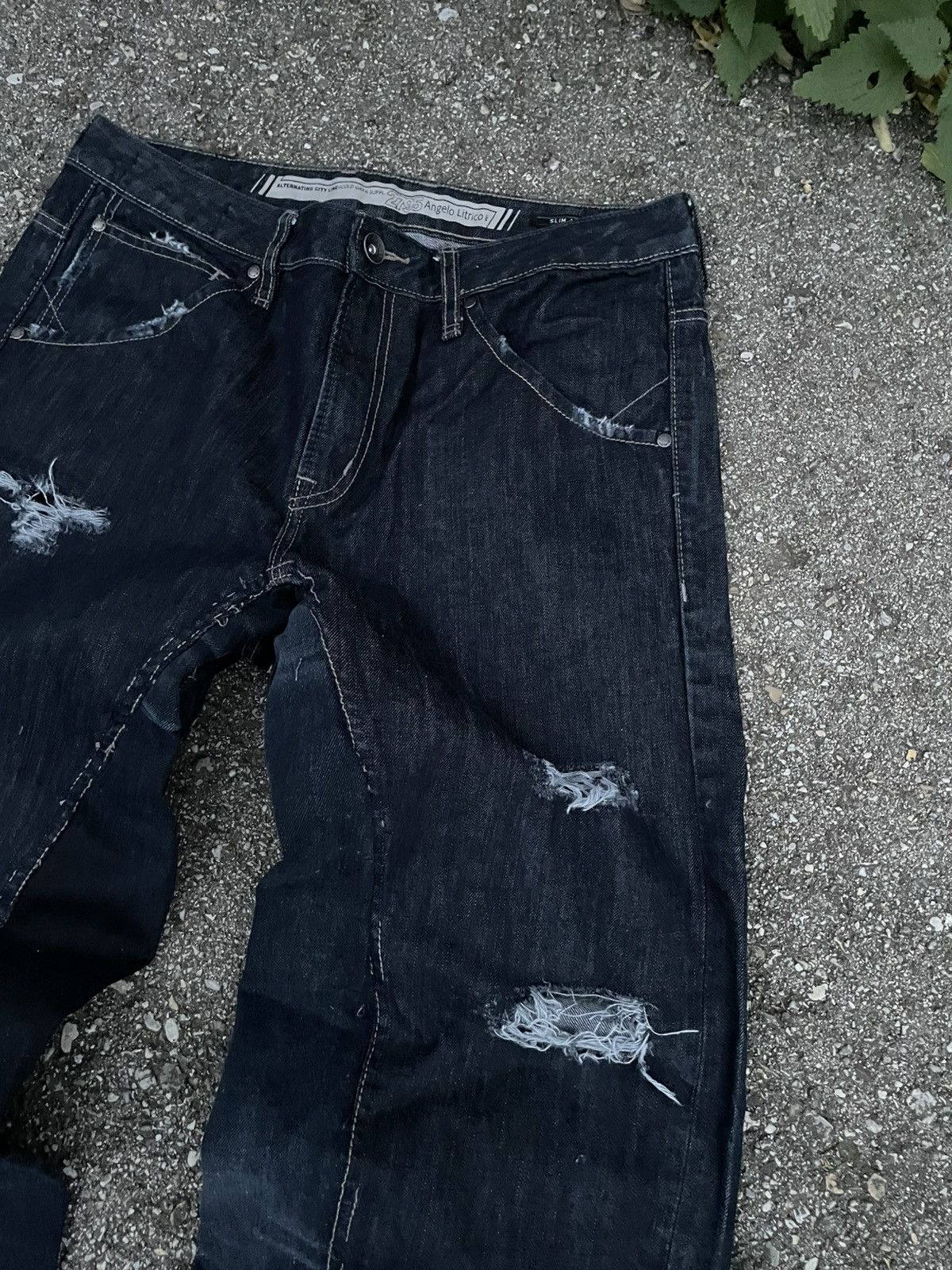 Japanese Brand Custom baggy distressed jeans blue Size US 33 - 4 Thumbnail