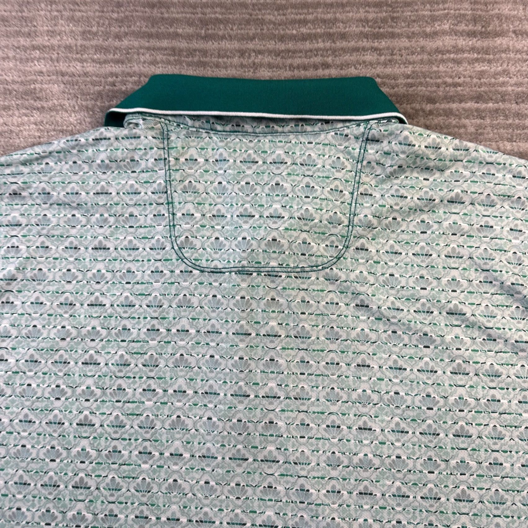 Tommy Bahama Tommy Bahama Polo Shirt Mens Large Green Island Zone Performance All Over Print Shirt Polo, Green, Island Zone, Golf, Tennis Mens Size US L / EU 52-54 / 3 - 6 Thumbnail
