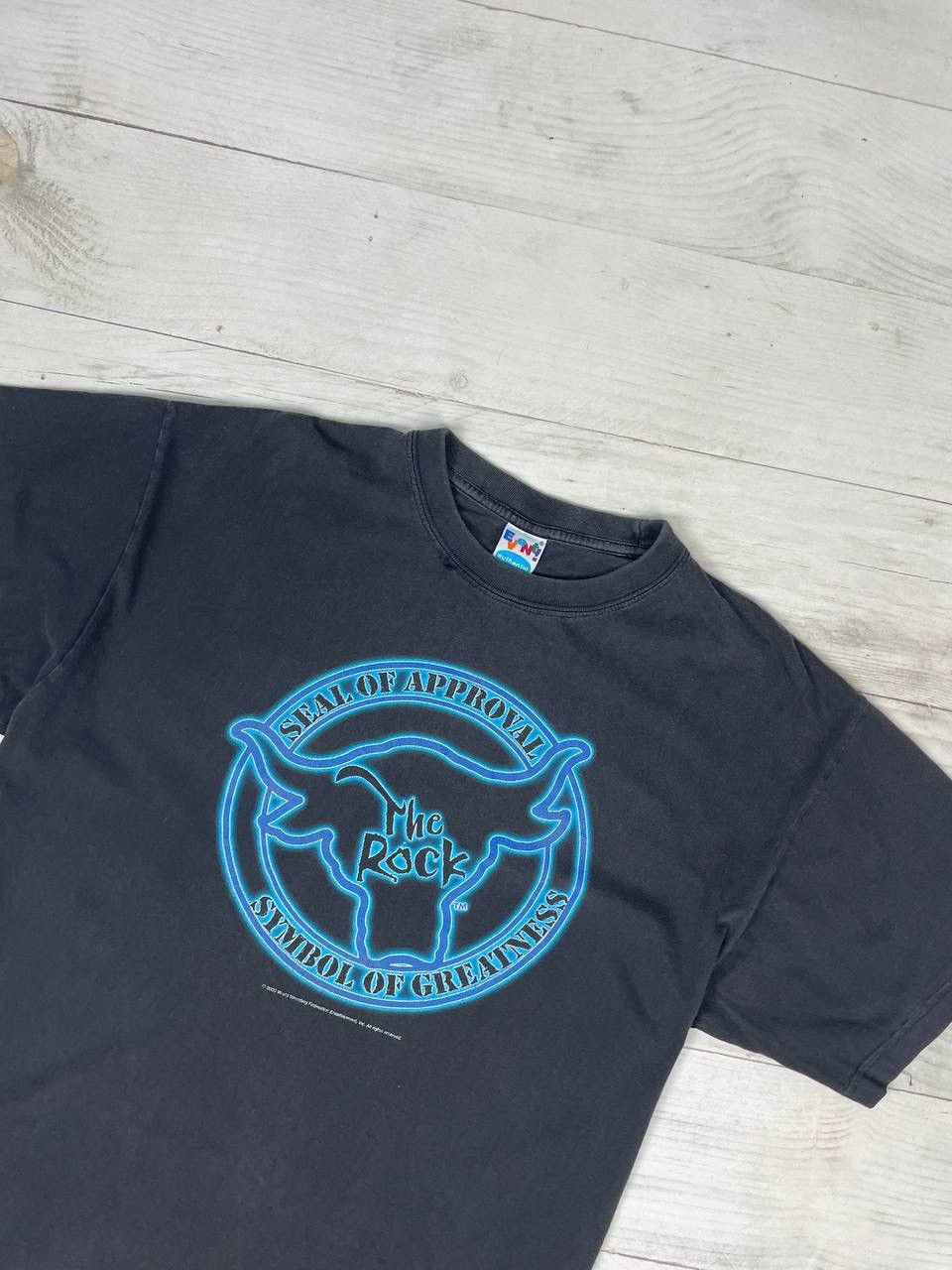 WWE Vintage WWF WWE The Rock Wrestling 2000 T Shirt Size US L / EU 52-54 / 3 - 7 Thumbnail