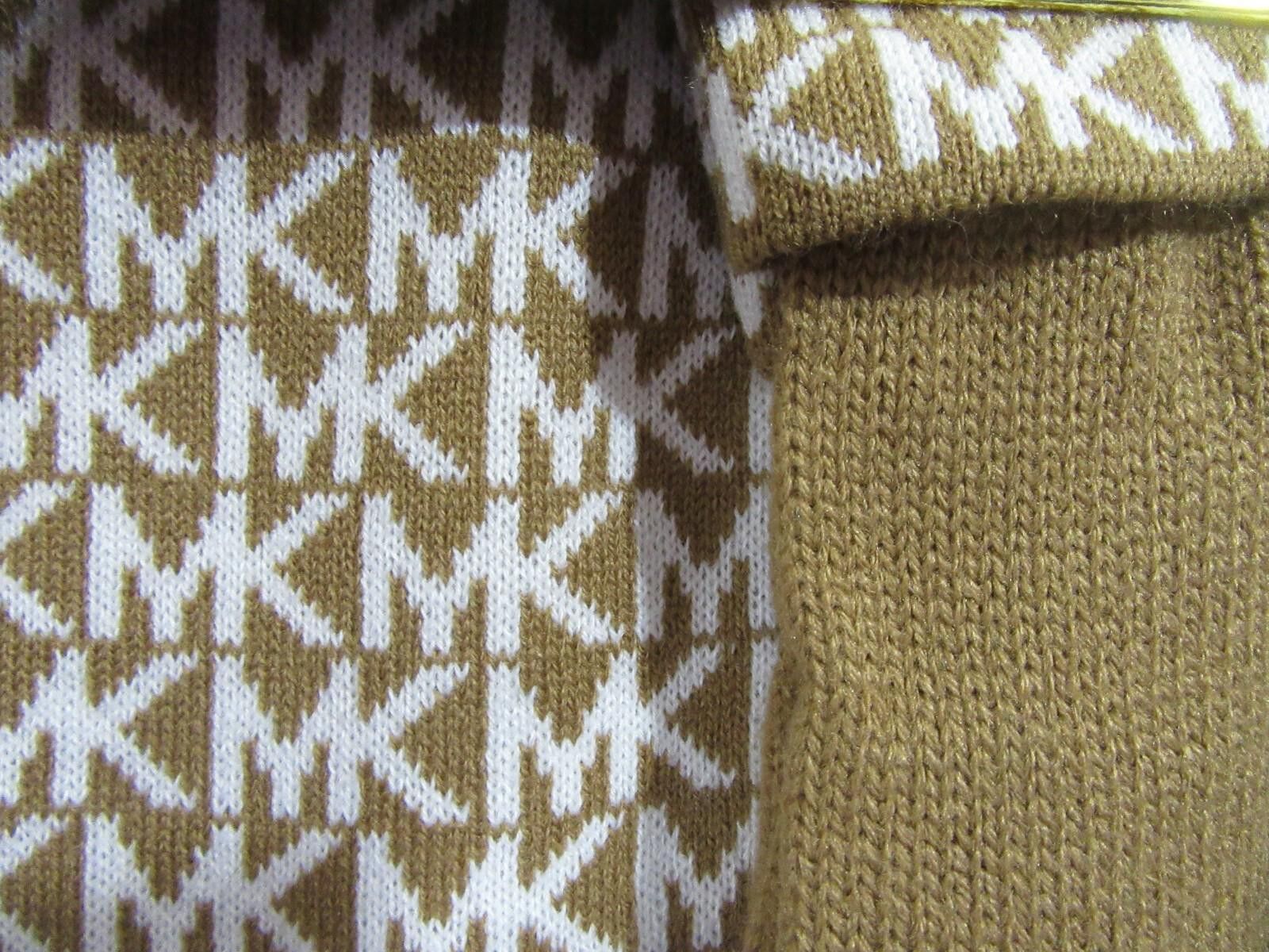 Michael Kors MICHAEL KORS 3 Piece Gloves Scarf Beanie Hat NWT NEW Size ONE SIZE - 2 Thumbnail