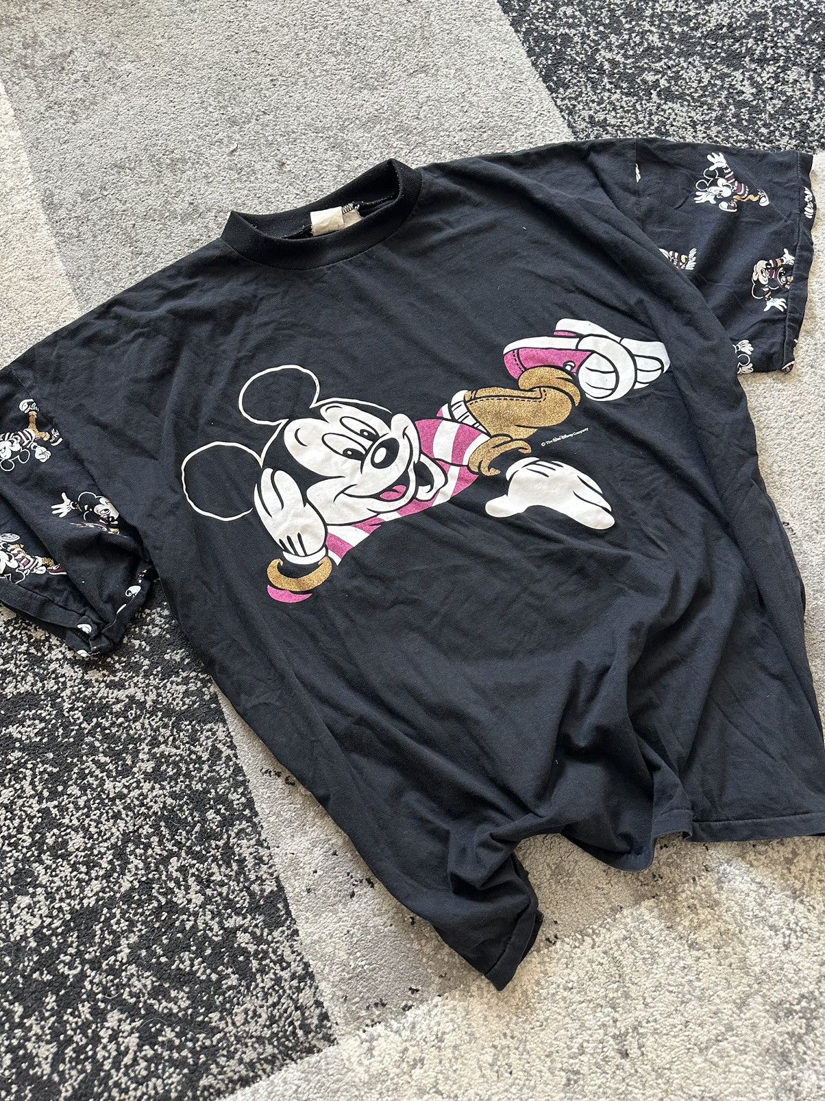Disney × Mickey Mouse × Vintage Vintage 80s Mickey Mouse all over print graphic t shirt rare Size US XL / EU 56 / 4 - 2 Thumbnail