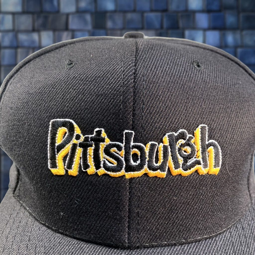 MLB VINTAGE Pittsburgh Pirates Hat Cap Snap Back Mens One Size Black Script MLB Cap Baseball City 90s Nissin Cap Size ONE SIZE - 1 Thumbnail