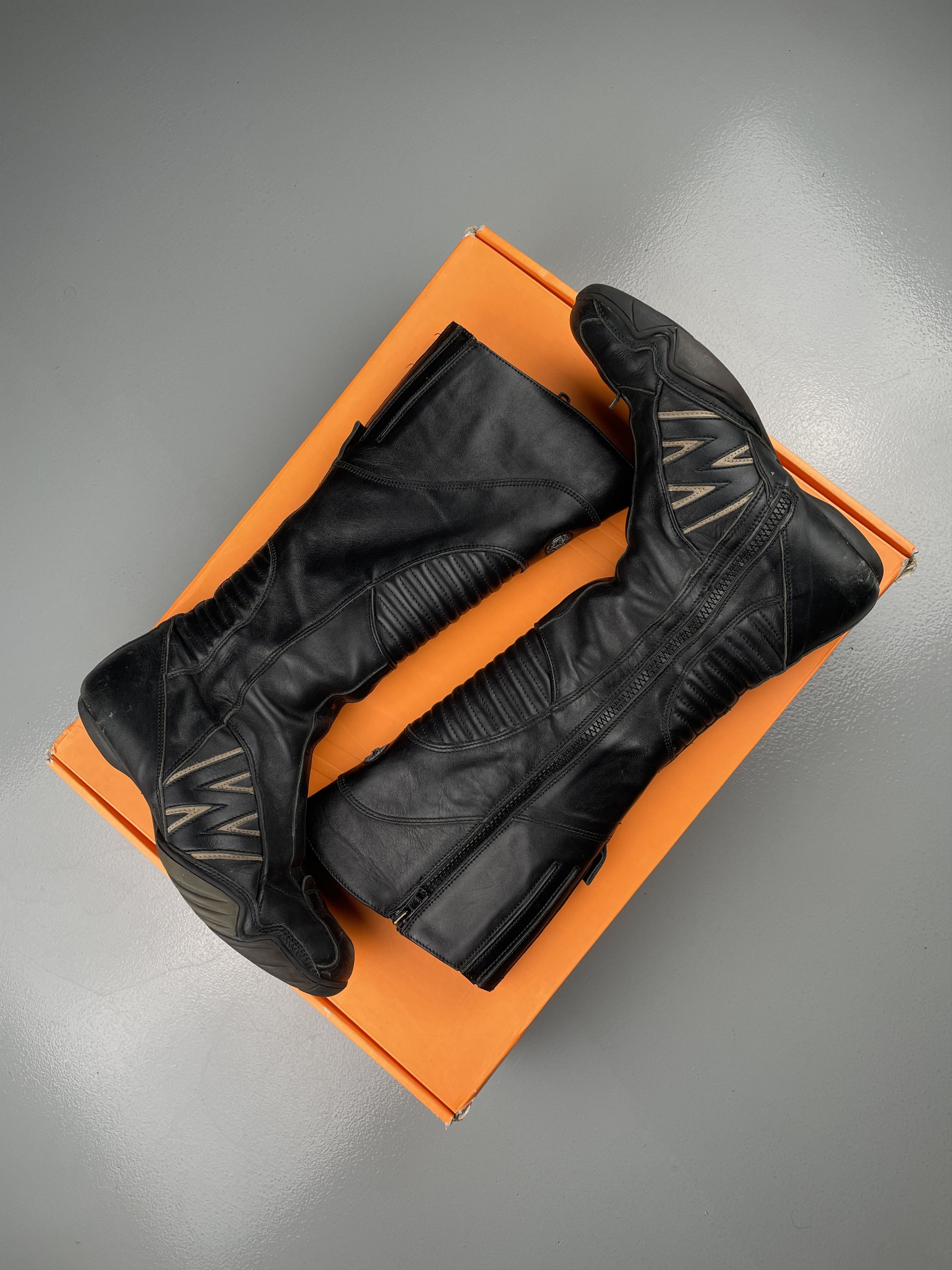 Walter Van Beirendonck vintage Walter Van Beirendonck W.&L.T. - leather biker boots Size US 7 / IT 37 - 1 Thumbnail