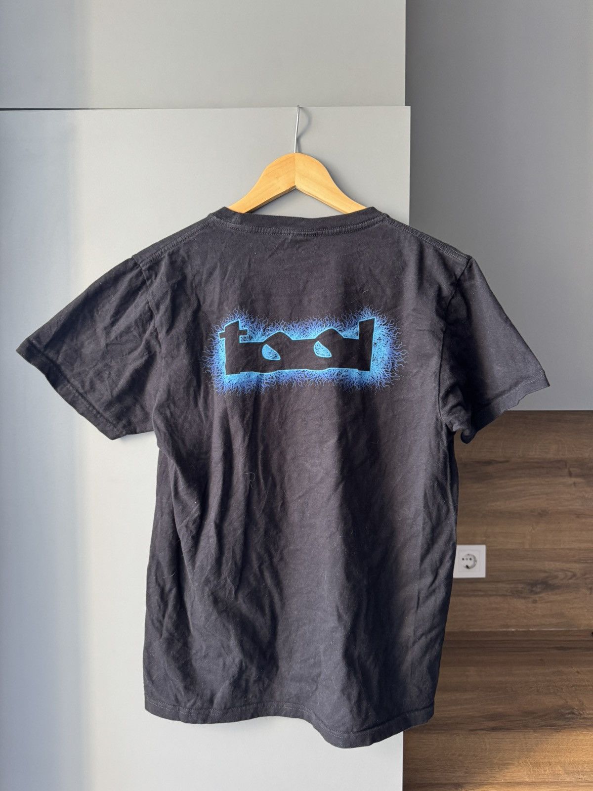 Band Tees Vintage Tool Shirt 2001 Vintage Band Tees Nine Inch Nails Size US M / EU 48-50 / 2 - 5 Thumbnail