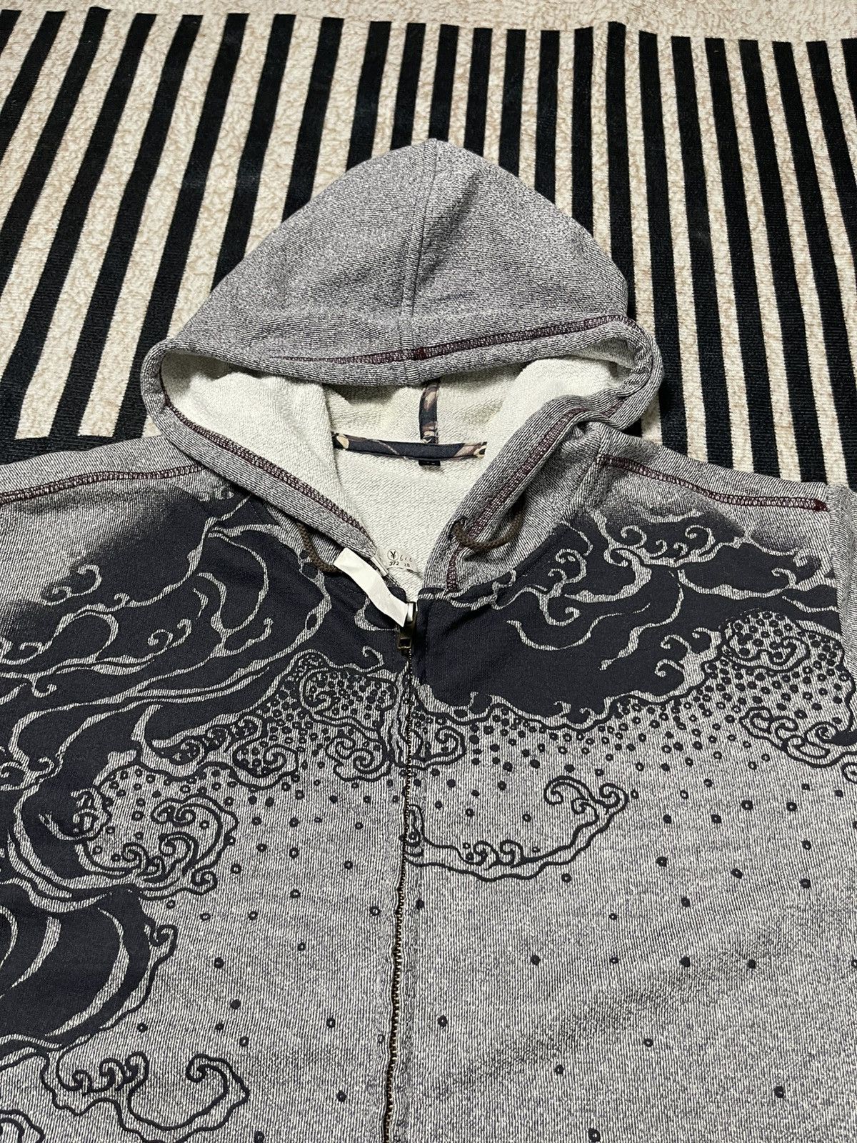 Karakuri Tamashii 90s KARAKURI YAMASHI DOLPHIN ZIPPER HOODIE Size US M / EU 48-50 / 2 - 7 Thumbnail