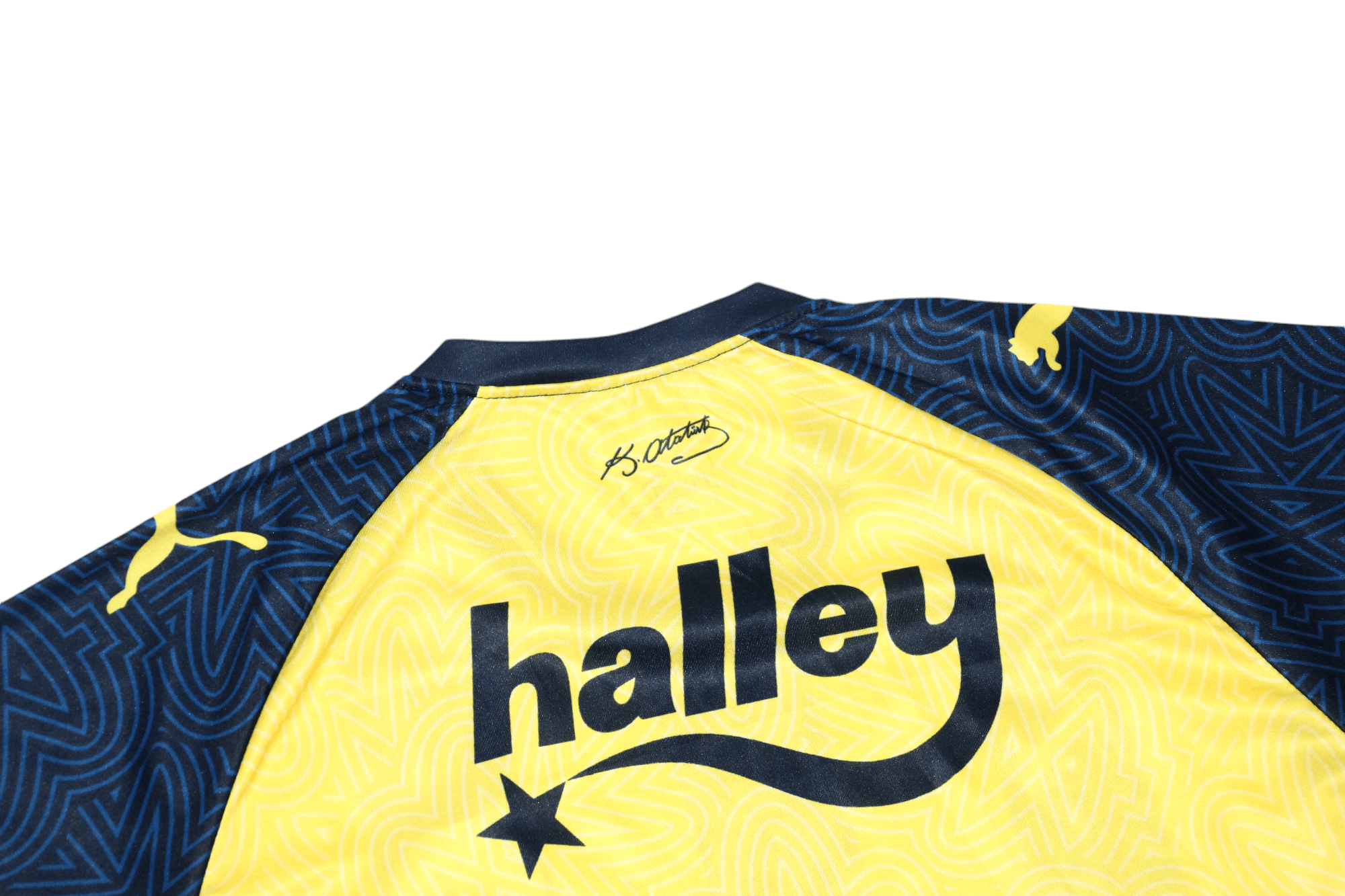 Puma KEMAL ATATÜRK Signatured Fenerbahce SK by Puma Jersey Size US XL / EU 56 / 4 - 10 Thumbnail