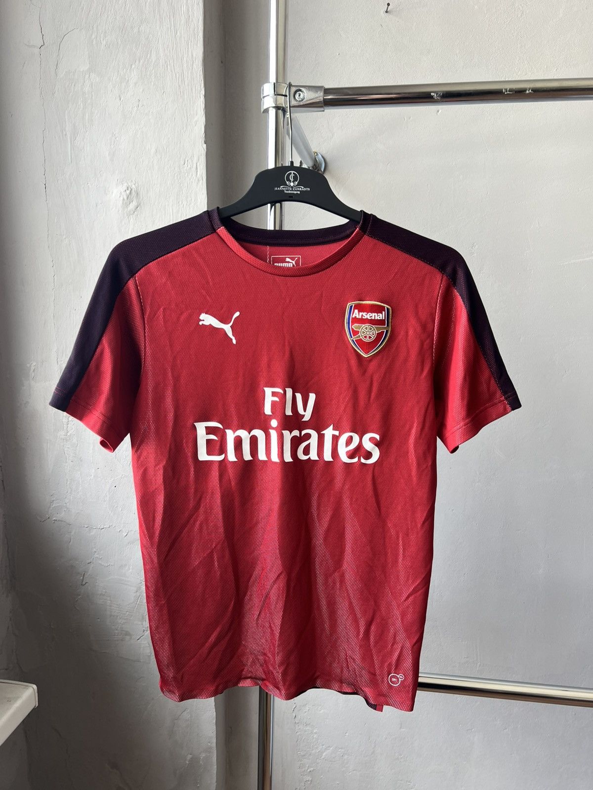 Puma Arsenal FC Training / Pre match Puma Soccer Football jersey Size US S / EU 44-46 / 1 - 1 Thumbnail