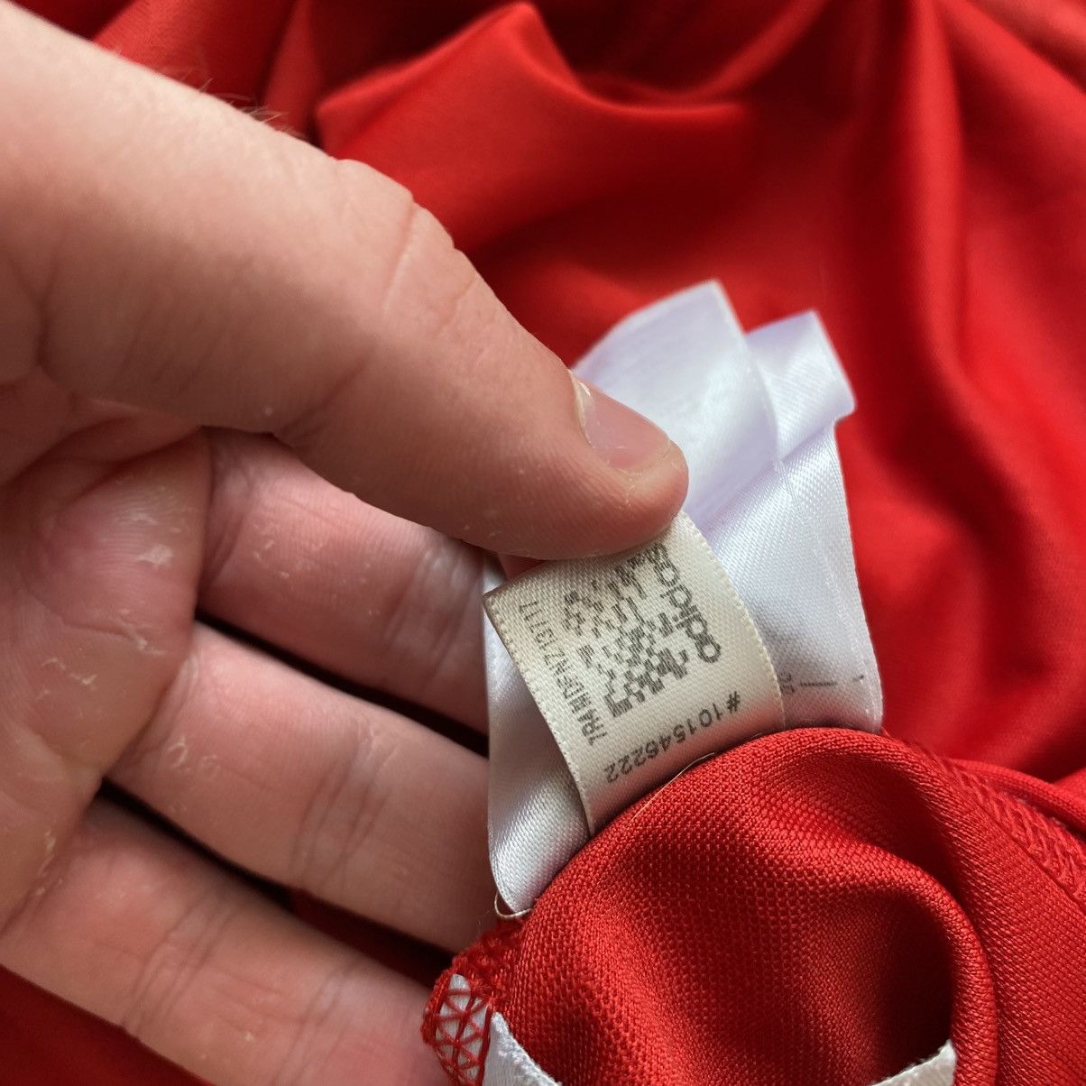 Other Vintage Adidas Liverpool 2010 Home soccer jersey Size US XL / EU 56 / 4 - 14 Thumbnail