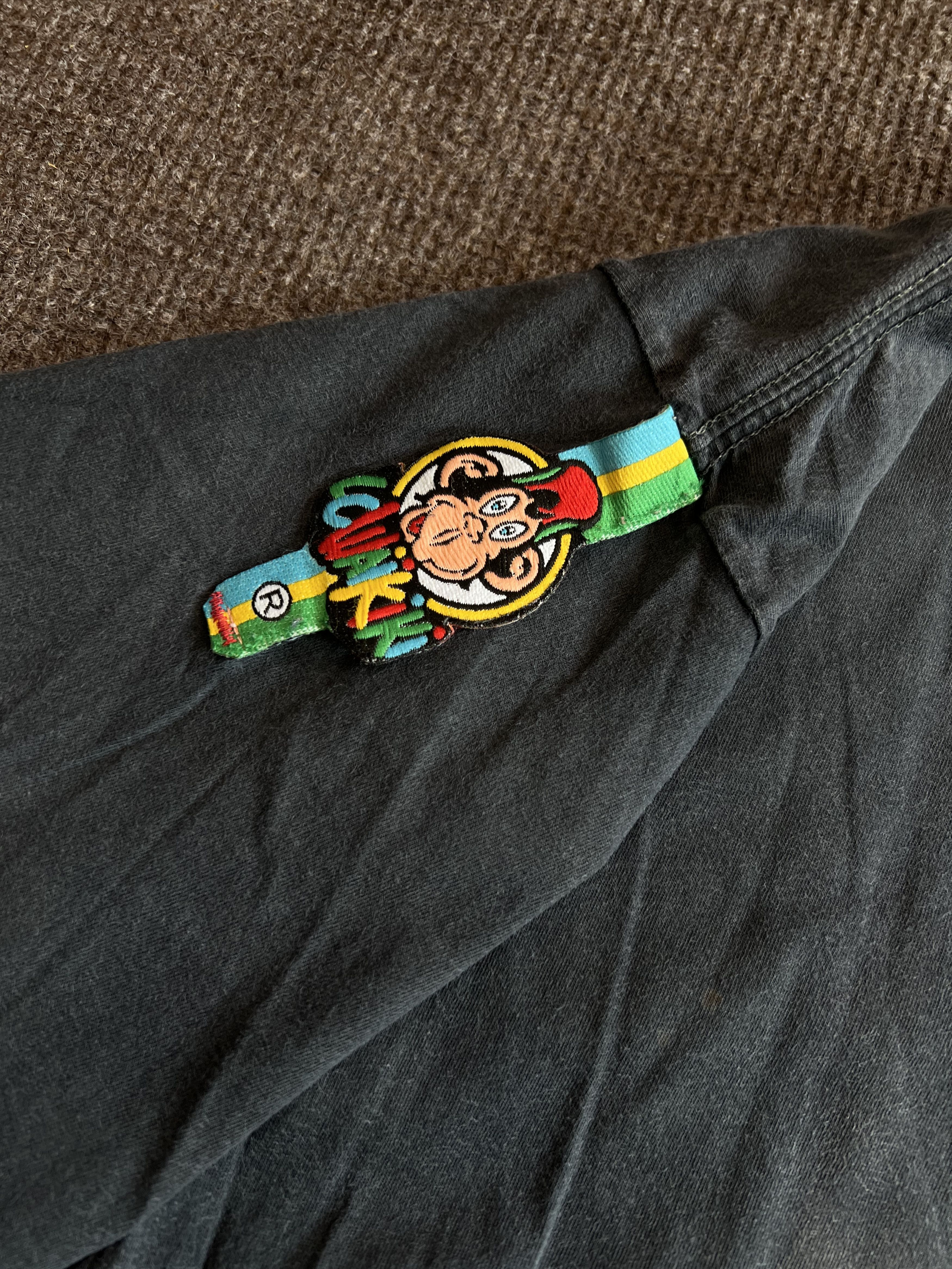 Vintage Vintage 90s L.C. Waikiki Monkey 007 Secret Service T-Shirt Size US XL / EU 56 / 4 - 7 Thumbnail