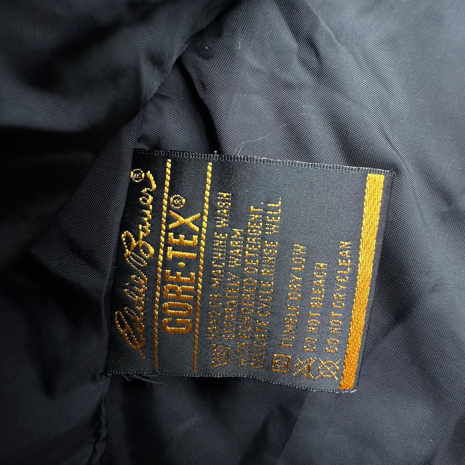 Eddie Bauer Vintage Eddie Bauer Gore-Tex Purple Nylon Jacket Womens M Size M / US 6-8 / IT 42-44 - 4 Thumbnail