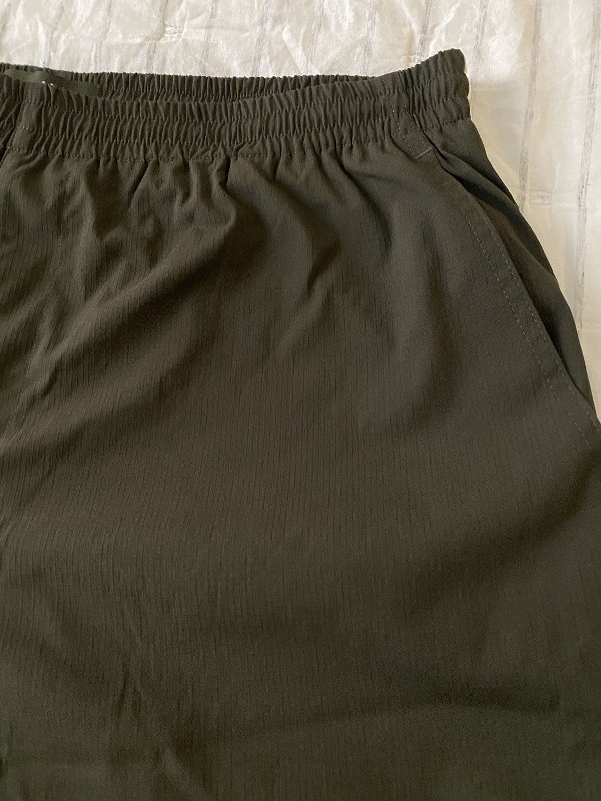 Columbia × Kith Kith x South2West8 x Columbia Zipped Trail Short NWT Size US 38 / EU 54 - 5 Thumbnail