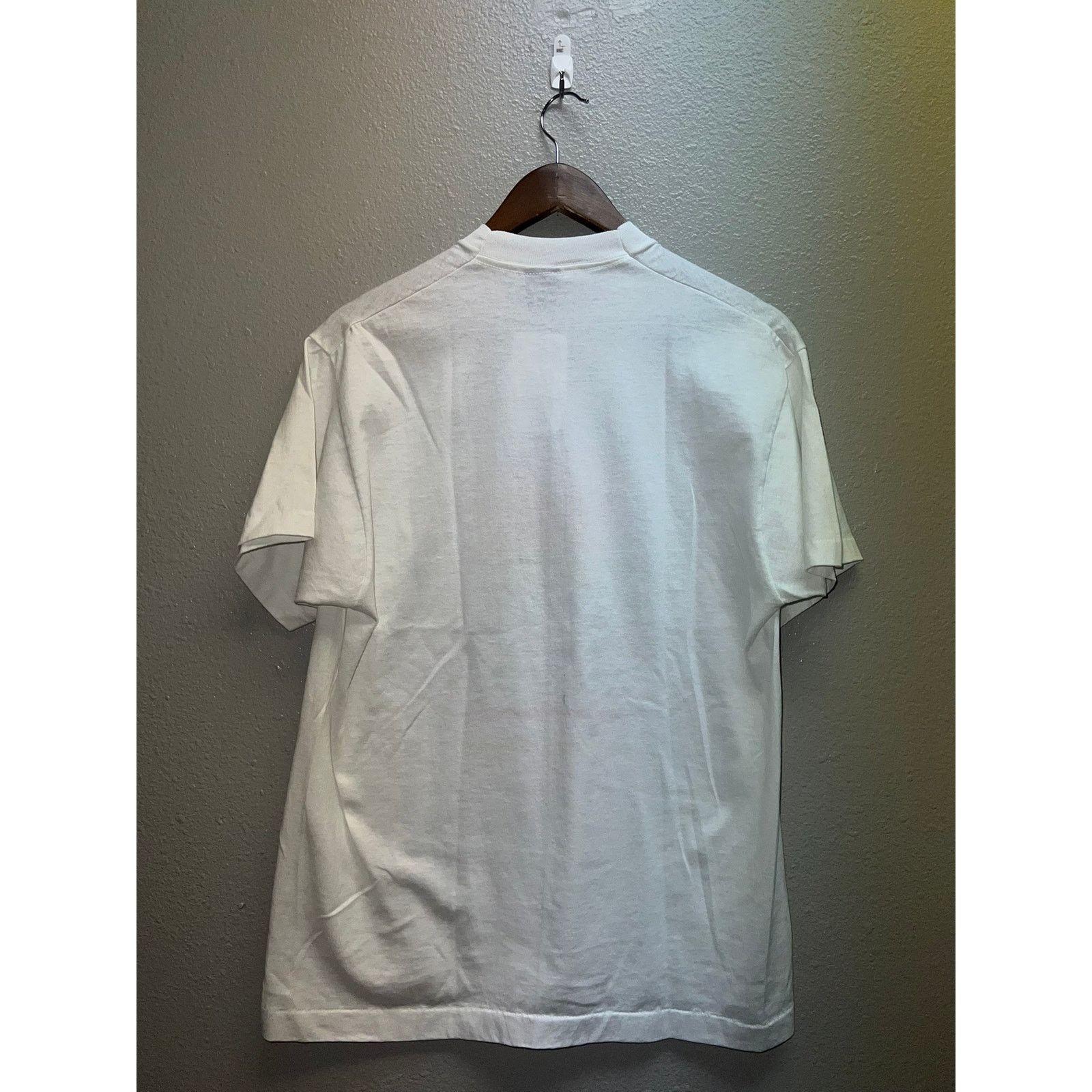 Vintage Vintage Welsh Shirt Dragon Graphic Music Poetry White 90s L Size US M / EU 48-50 / 2 - 7 Thumbnail