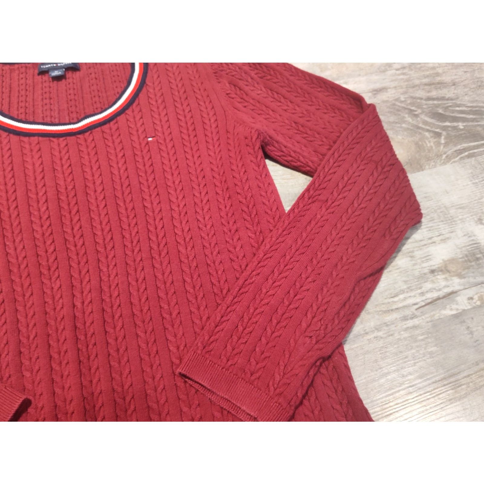 Tommy Hilfiger Tommy Hilfiger Sweater Size M Womens Red Cable Knit Pullover Long Sleeve Size M / US 6-8 / IT 42-44 - 3 Thumbnail
