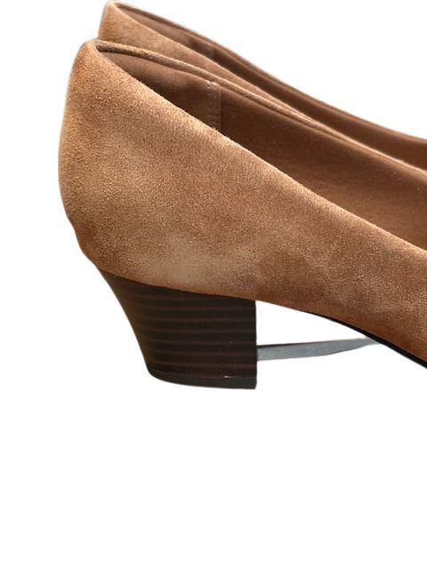 Clarks “Teresa” Step Pump in Dark Tan Suede Size US 9.5 / IT 39.5 - 2 Thumbnail