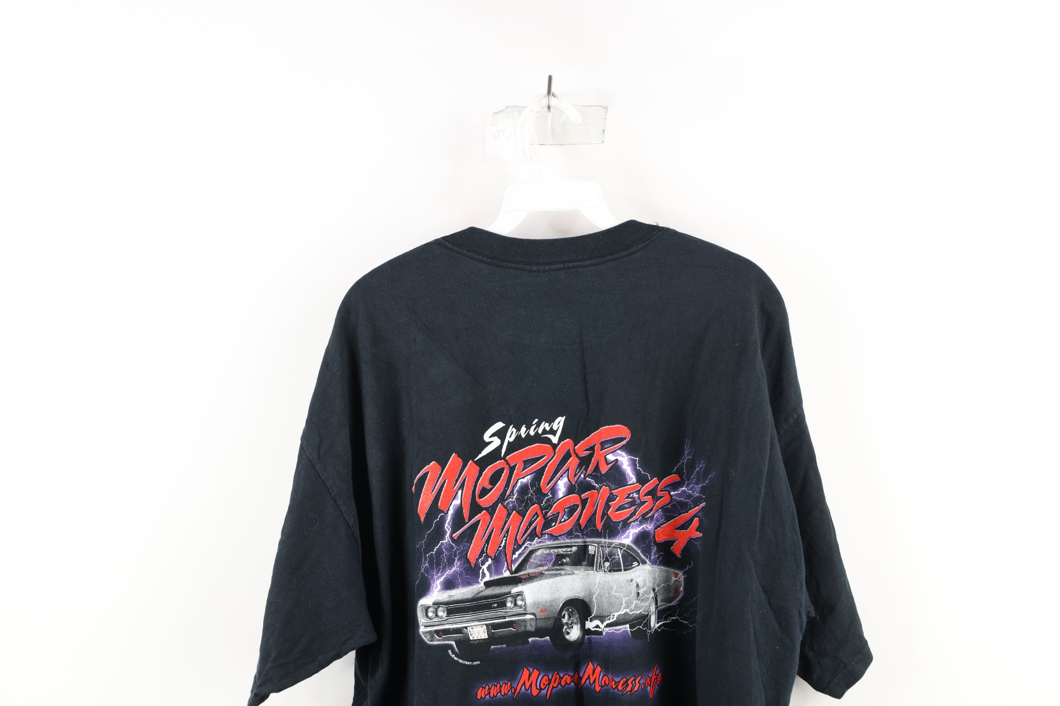 Vintage Vintage Y2K 2006 Out Mopar Racing Virginia Pocket T-Shirt Size US XL / EU 56 / 4 - 10 Thumbnail