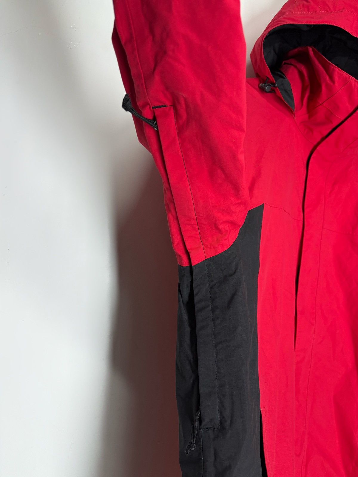 The North Face The North Face HyVent Red Nylon Jacket Size US M / EU 48-50 / 2 - 9 Thumbnail