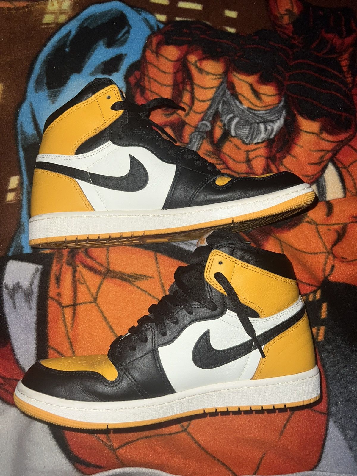 Nike Air Jordan 1 Retro High “Taxi” Size US 10 / EU 43 - 1 Thumbnail