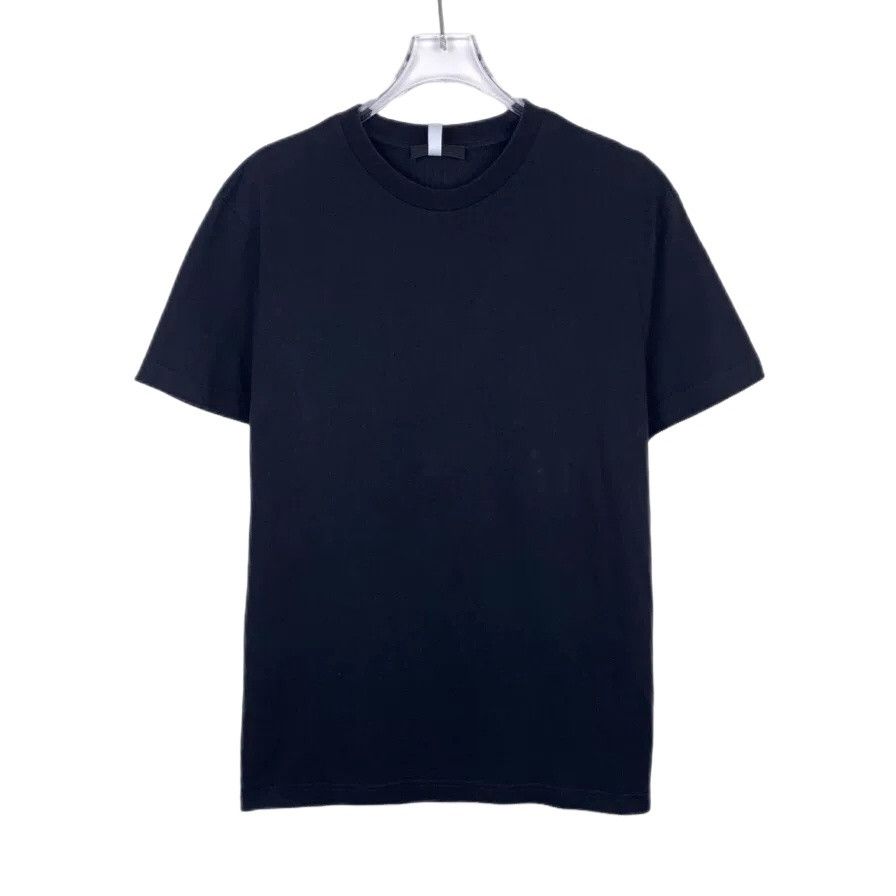 Prada Prada Triangle Logo T-Shirt US S Size US S / EU 44-46 / 1 - 1 Thumbnail