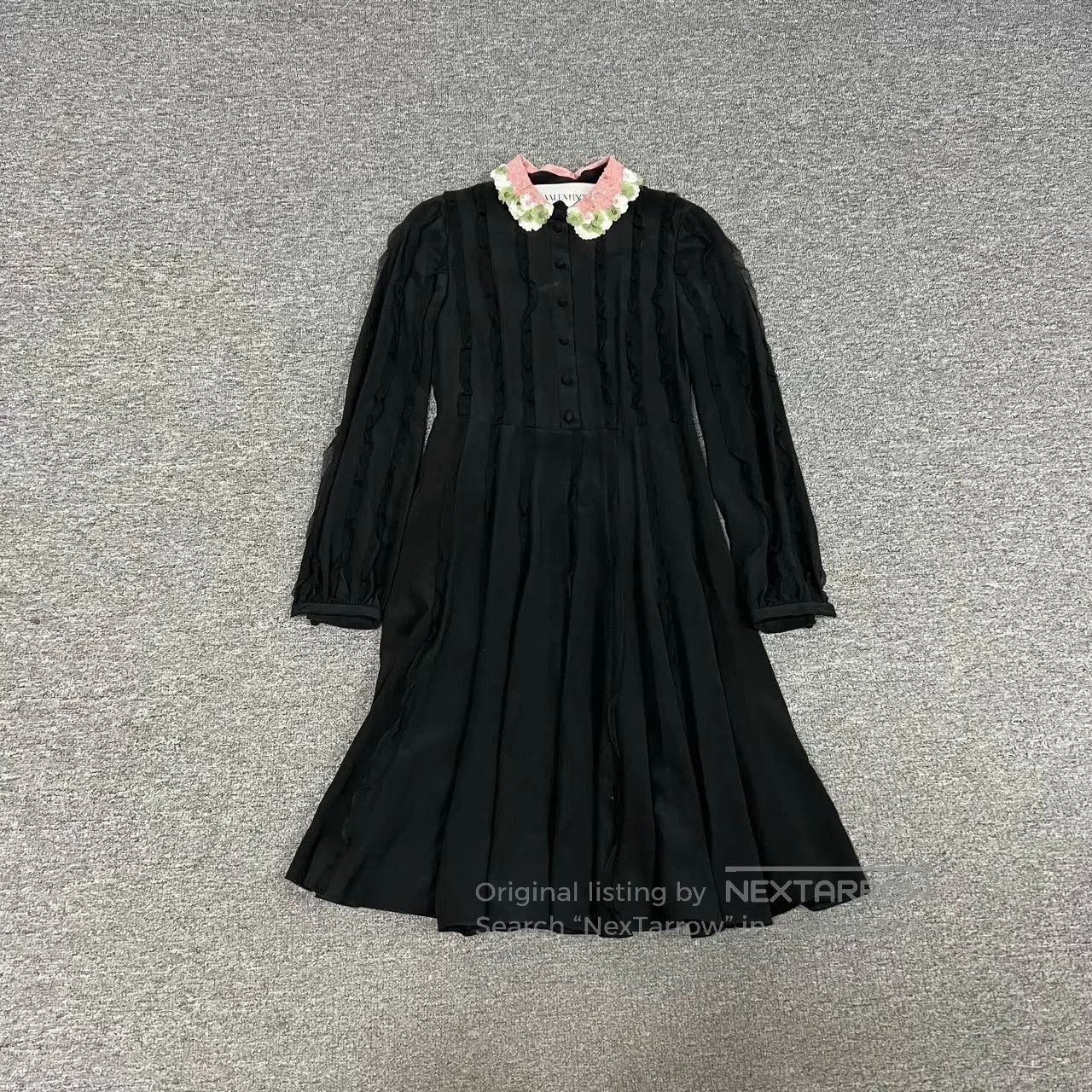 Valentino Valentino Floral Sequin Collar Long Sleeve Dress. Size S / US 4 / IT 40 - 1 Thumbnail