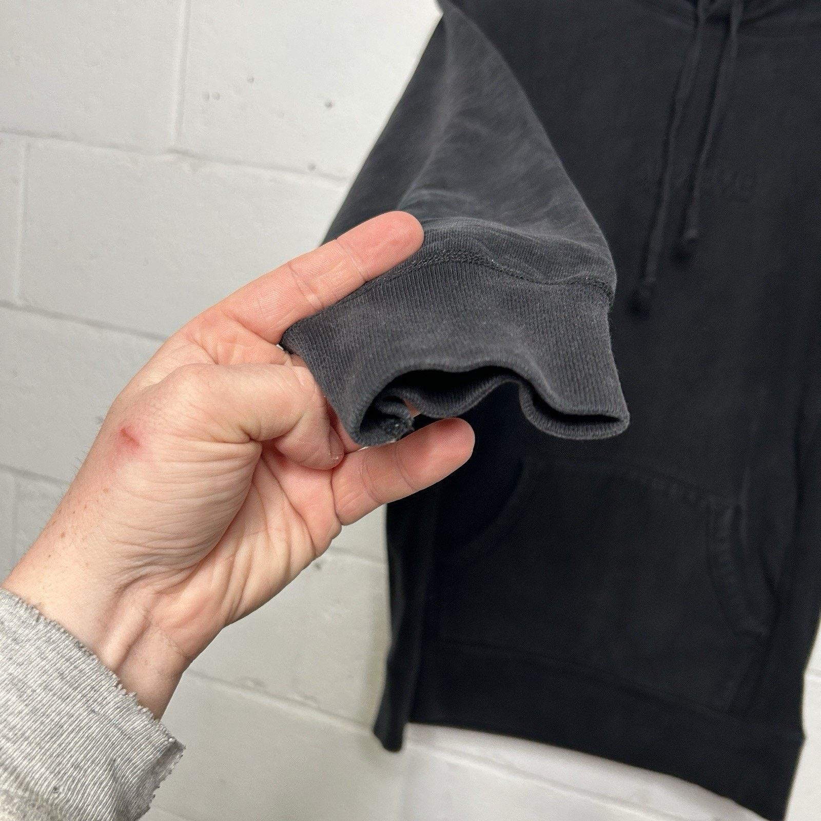 Supreme Supreme Tonal Logo Hooded Sweatshirt Hoodie “Black” Size US M / EU 48-50 / 2 - 5 Thumbnail