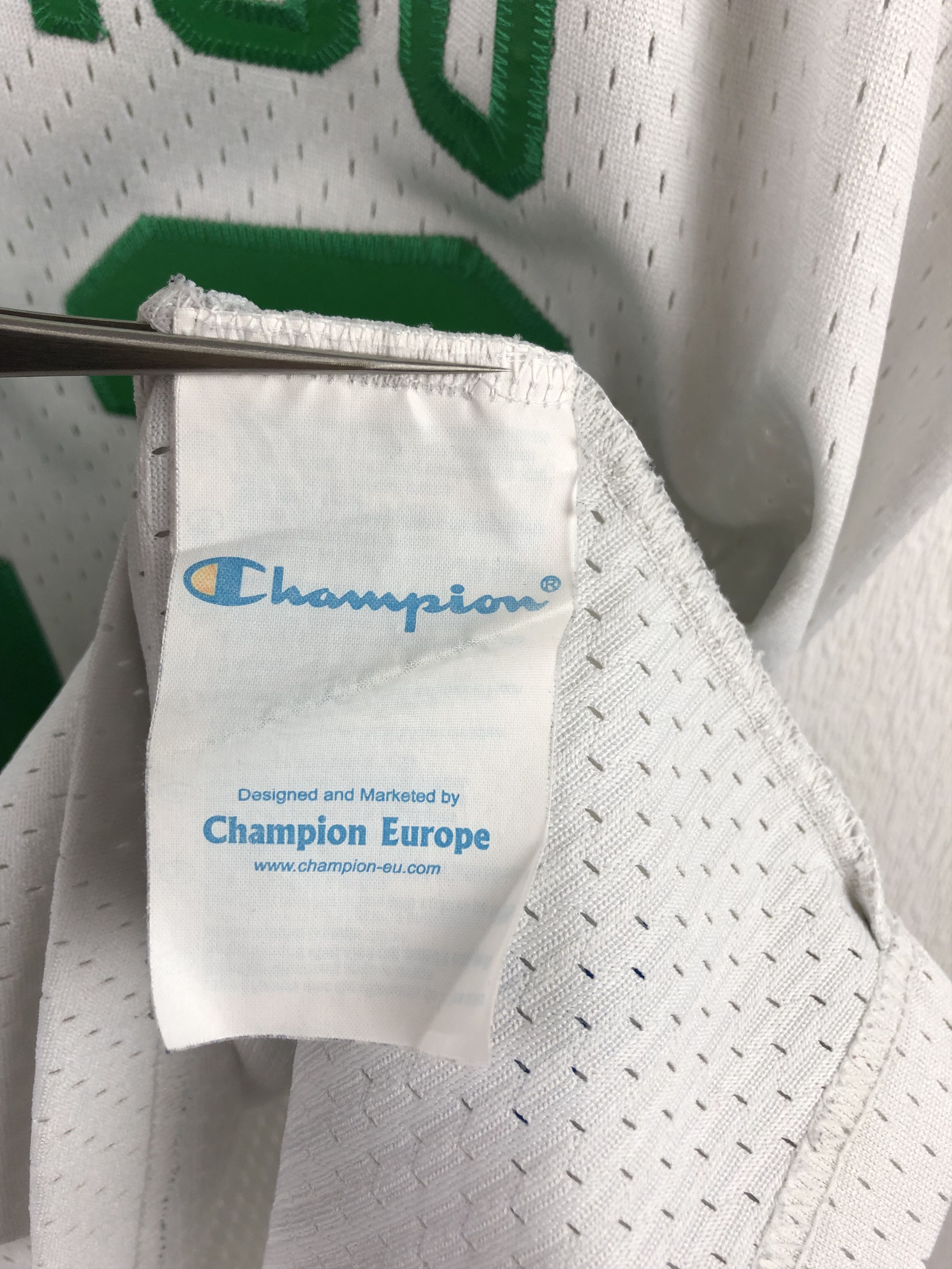 Champion Vintage Boston Celtics Larry Bird Basketball Jersey Tee Hype Size US S / EU 44-46 / 1 - 11 Thumbnail