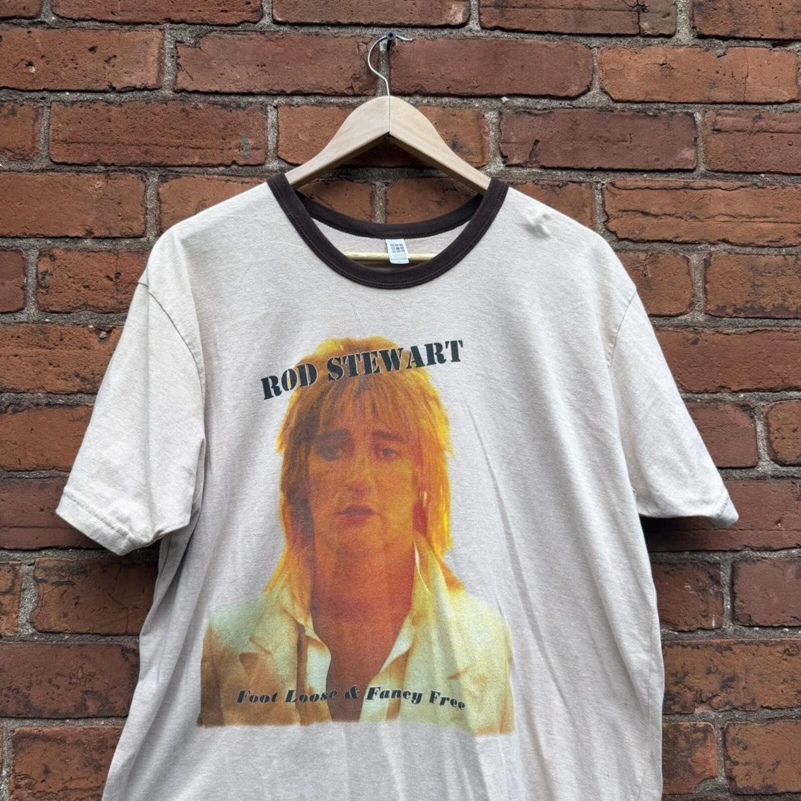 American Apparel vintage Rod Stewart foot loose & fancy free t shirt 2004 Size US XL / EU 56 / 4 - 2 Thumbnail