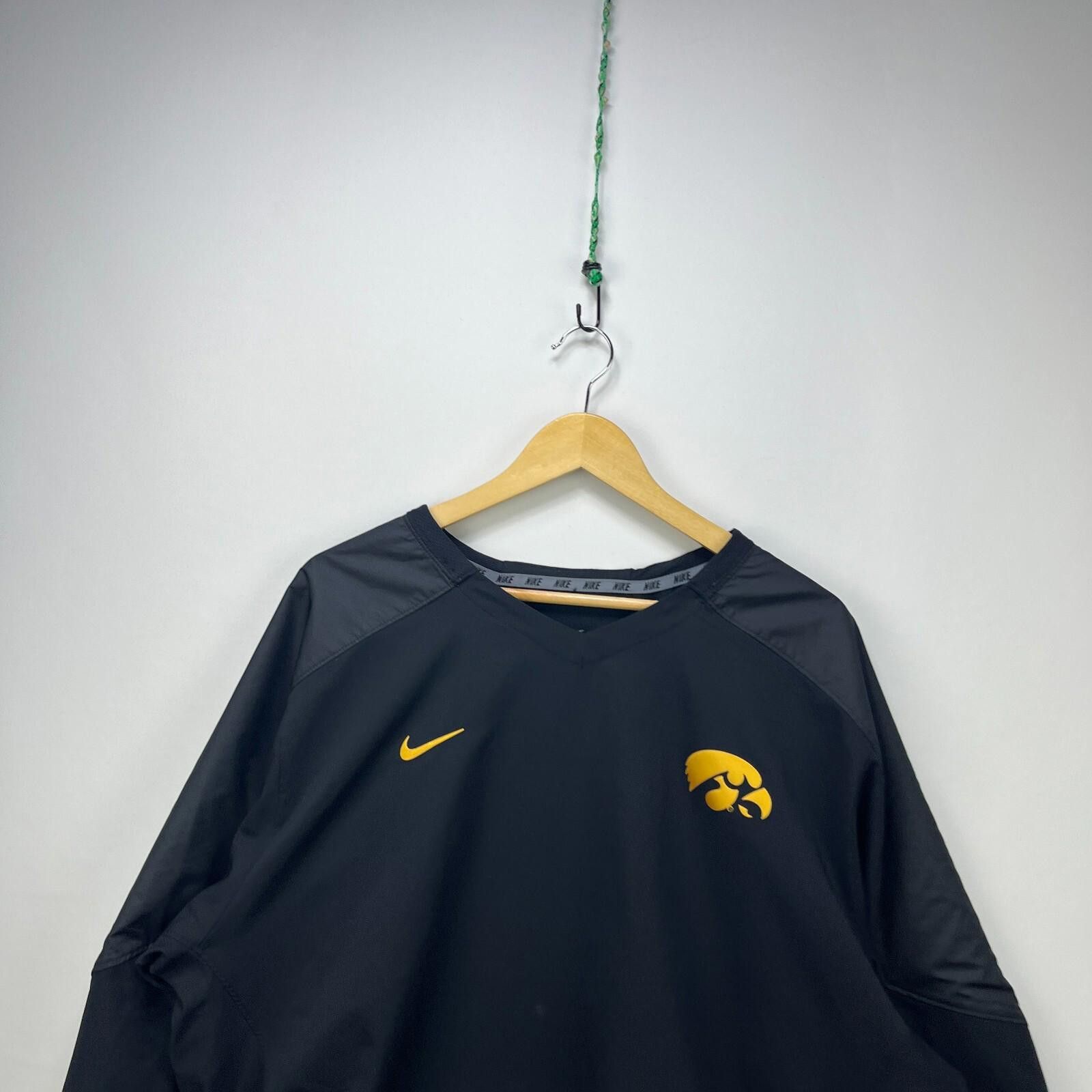 Nike Vintage Y2K Iowa Nike Pullover Windbreaker Jacket XL Size US XL / EU 56 / 4 - 2 Thumbnail
