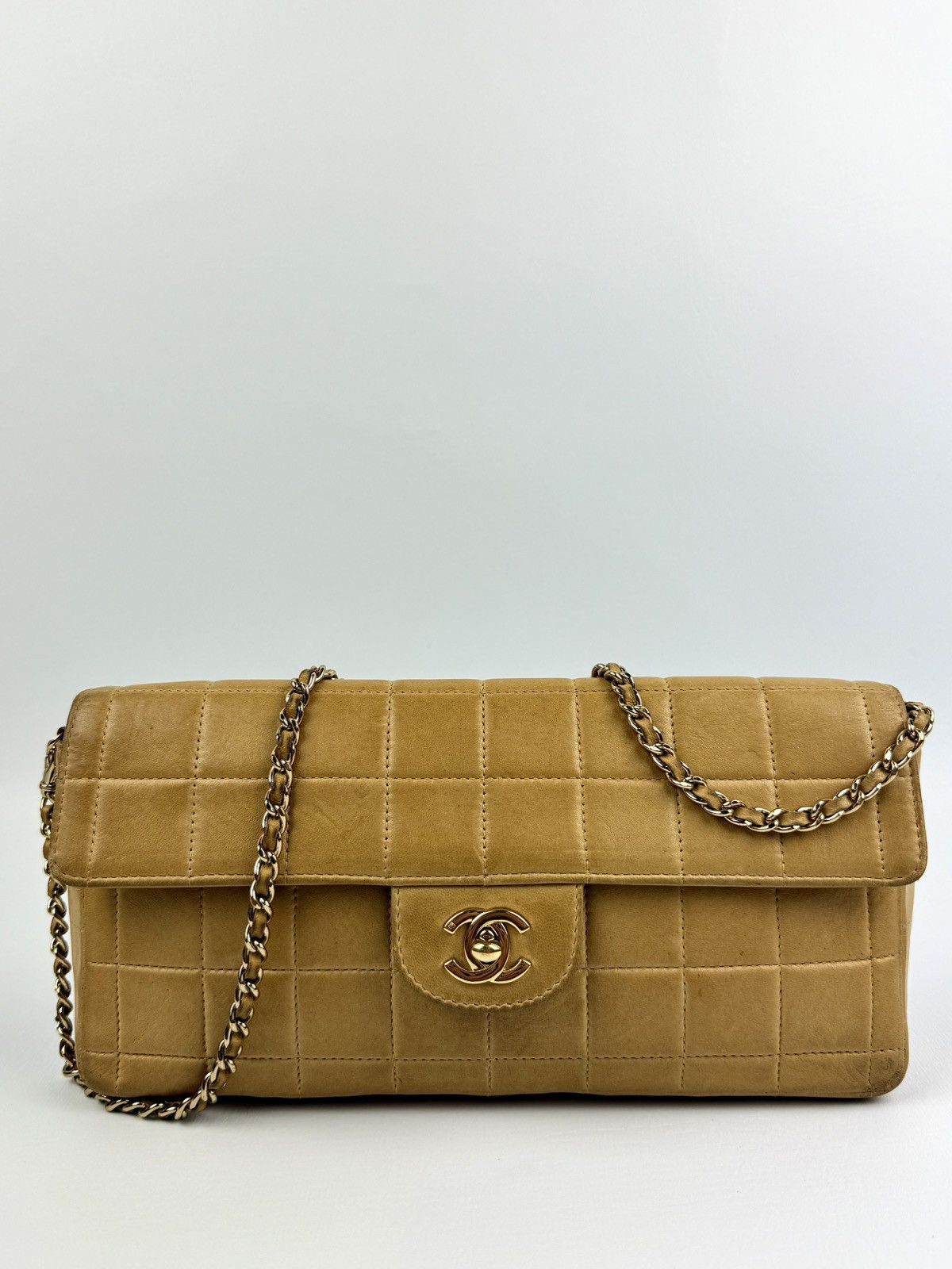Chanel Chanel - 2000’s - East - West - Tan - Chocolate Bar - Flap Size ONE SIZE - 1 Thumbnail