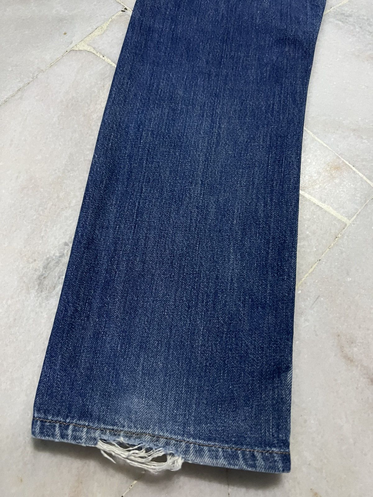 Jean × Levi's × Vintage Vintage Levis 505 Distressed Faded Jean Size US 29 - 13 Thumbnail
