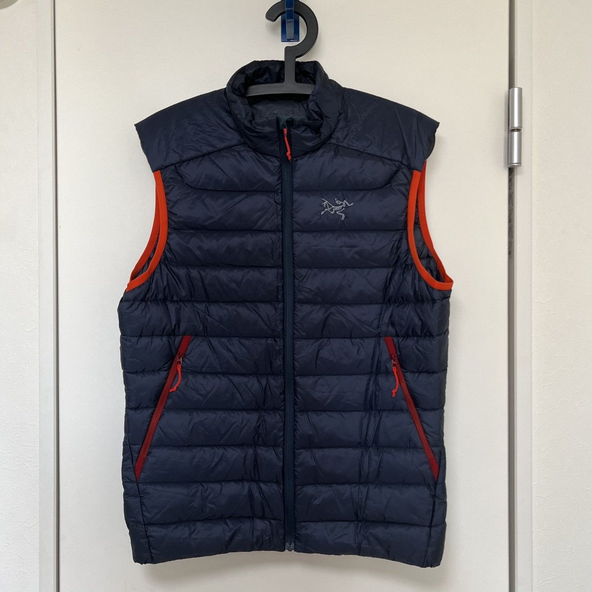 image of Arcteryx Cerium Lt Puffer Vest in Navy, Men's (Size Small)