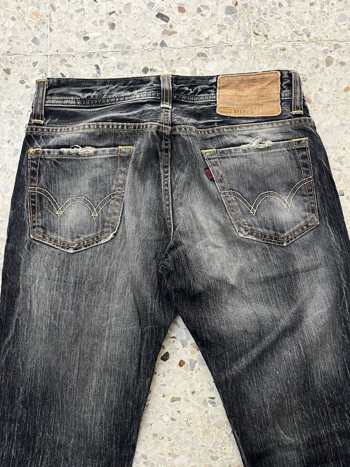 Edwin Vintage Edwin Rare Whiskey Black Distressed Denim Jeans Size US 31 - 10 Thumbnail